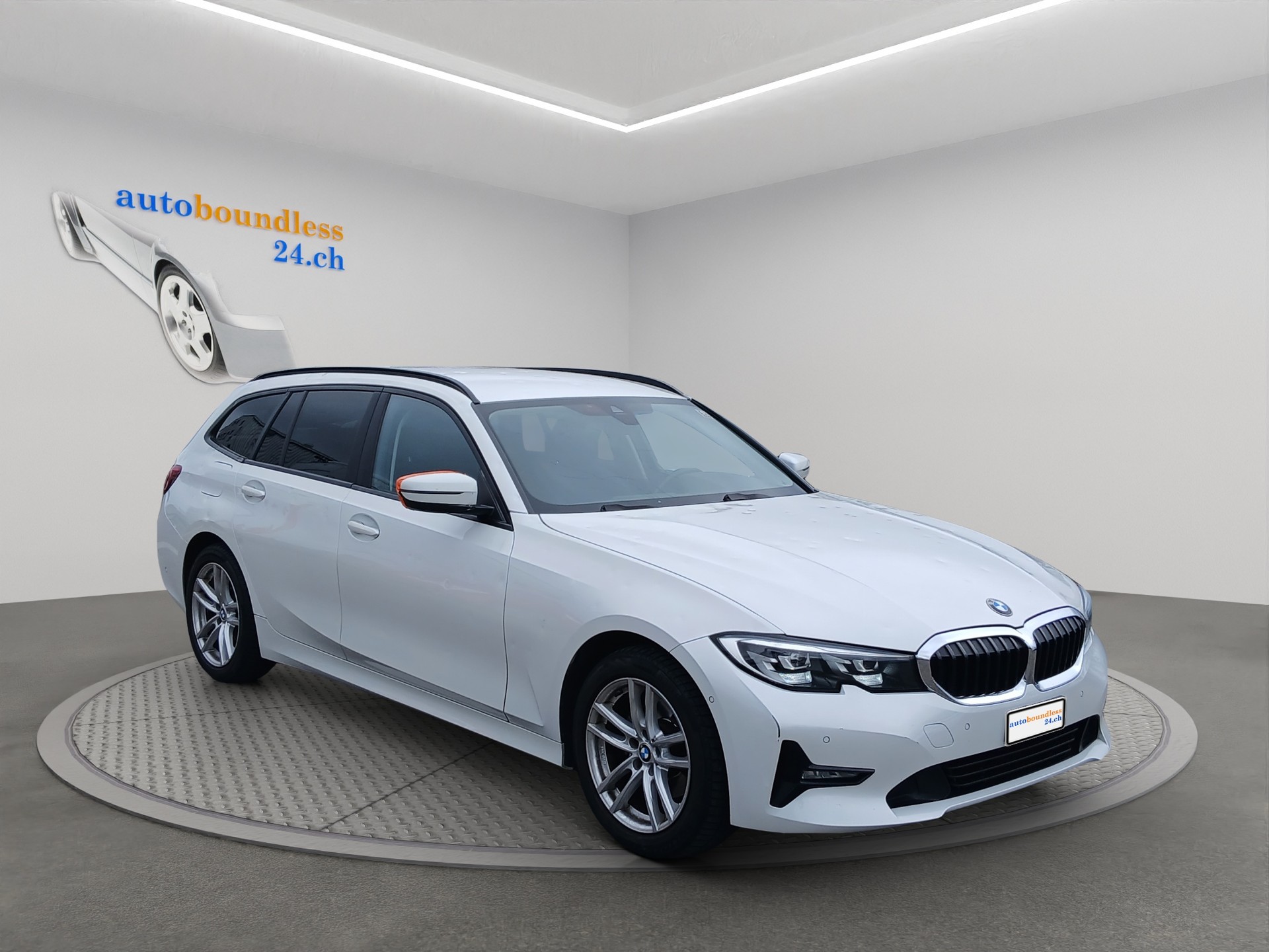 BMW 320d xDrive Touring M Sport Steptronic-image-1