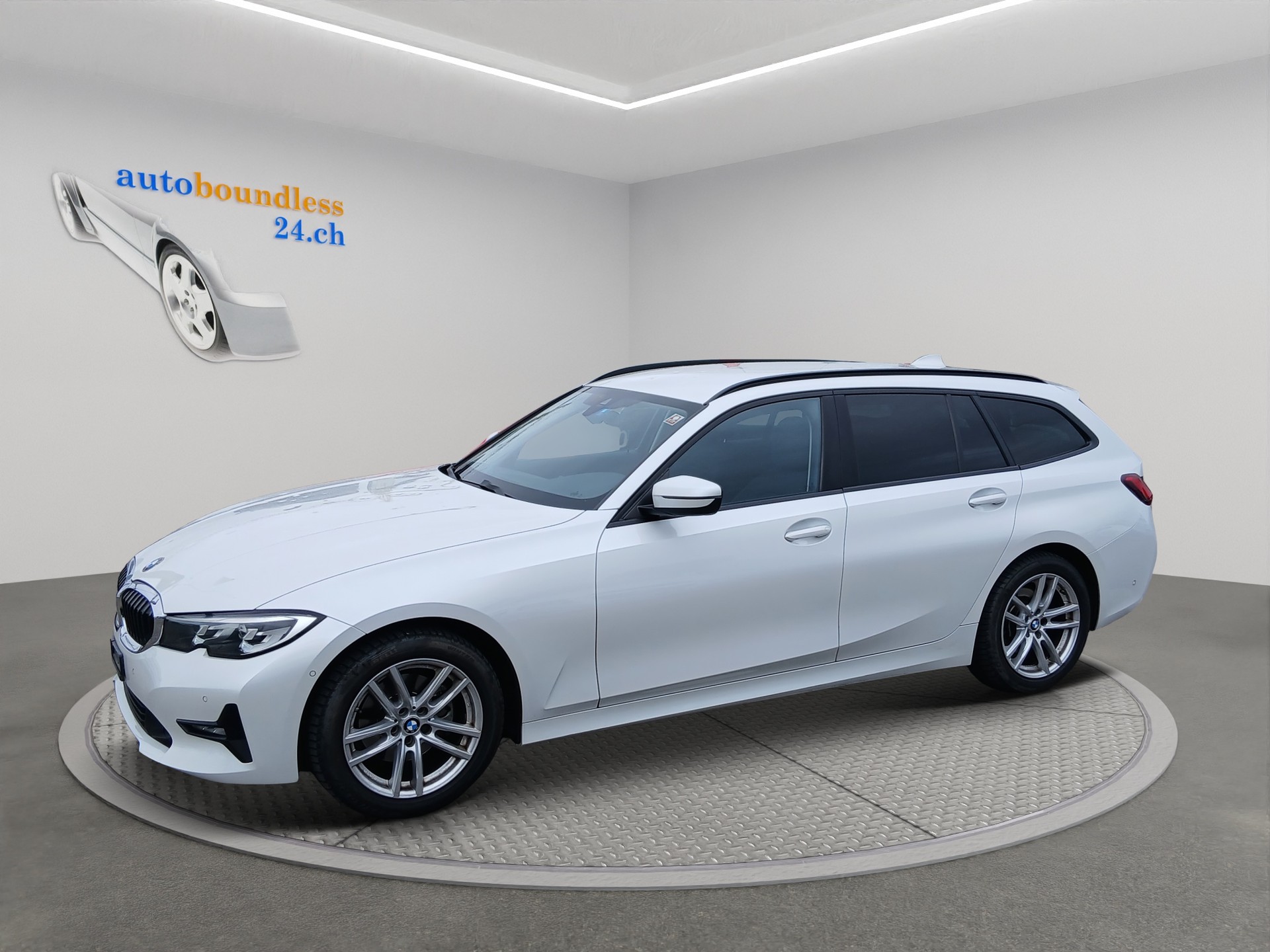 BMW 320d xDrive Touring M Sport Steptronic-image-2
