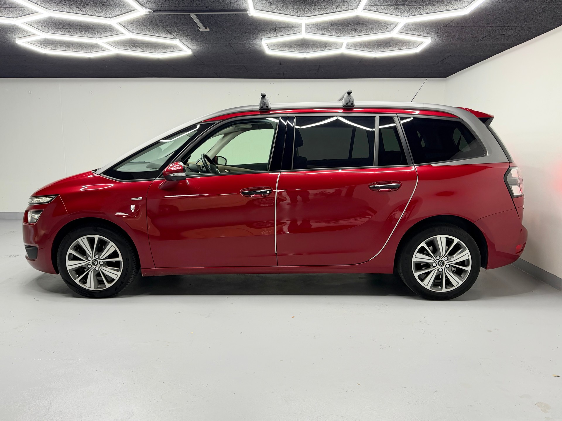 CITROEN Grand C4 Picasso 1.6 e-HDi Exclusive EGS6 ***Vollausstattung***-image-7