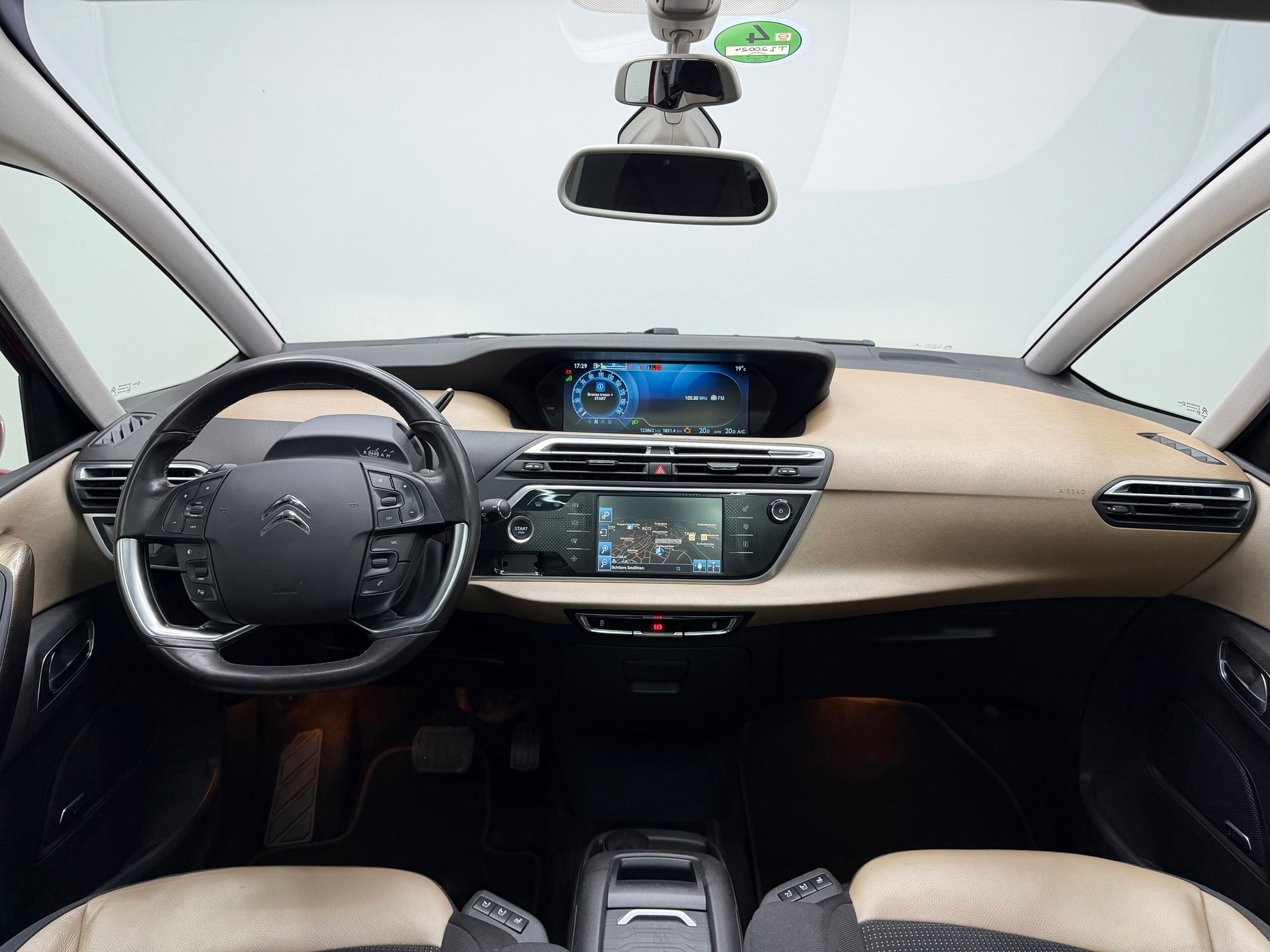 CITROEN Grand C4 Picasso 1.6 e-HDi Exclusive EGS6 ***Vollausstattung***-image-10
