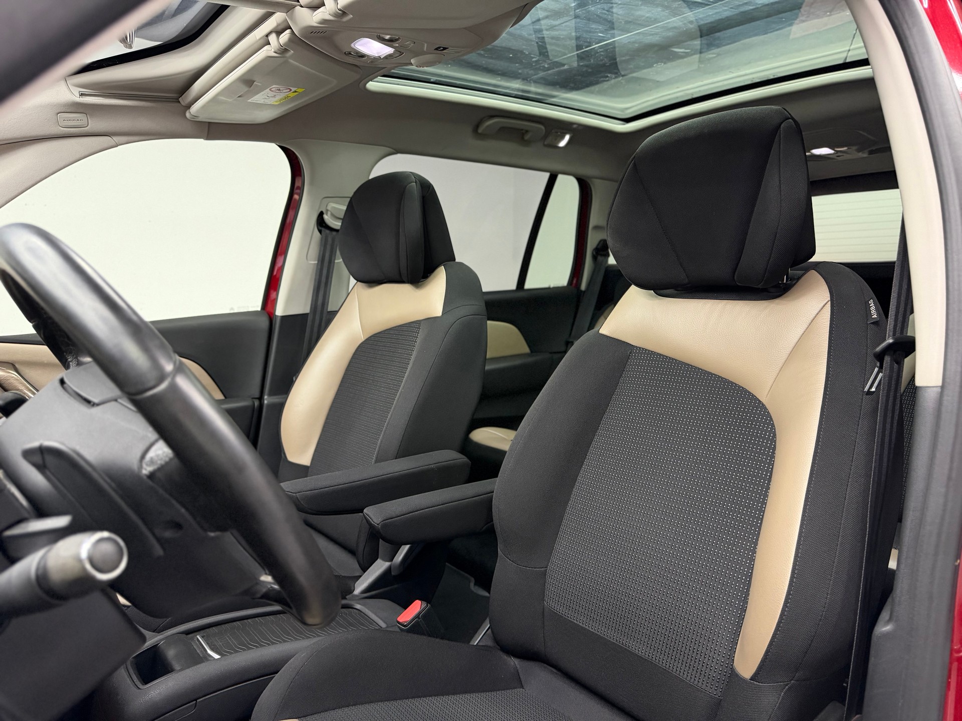 CITROEN Grand C4 Picasso 1.6 e-HDi Exclusive EGS6 ***Vollausstattung***-image-13