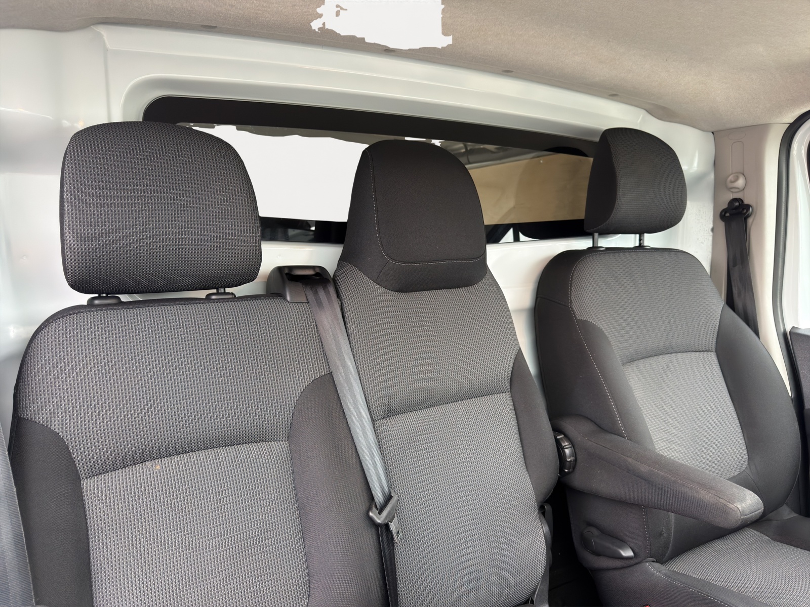 RENAULT Trafic 2.0 Blue dCi 130 Advance L1H1 EN-image-15