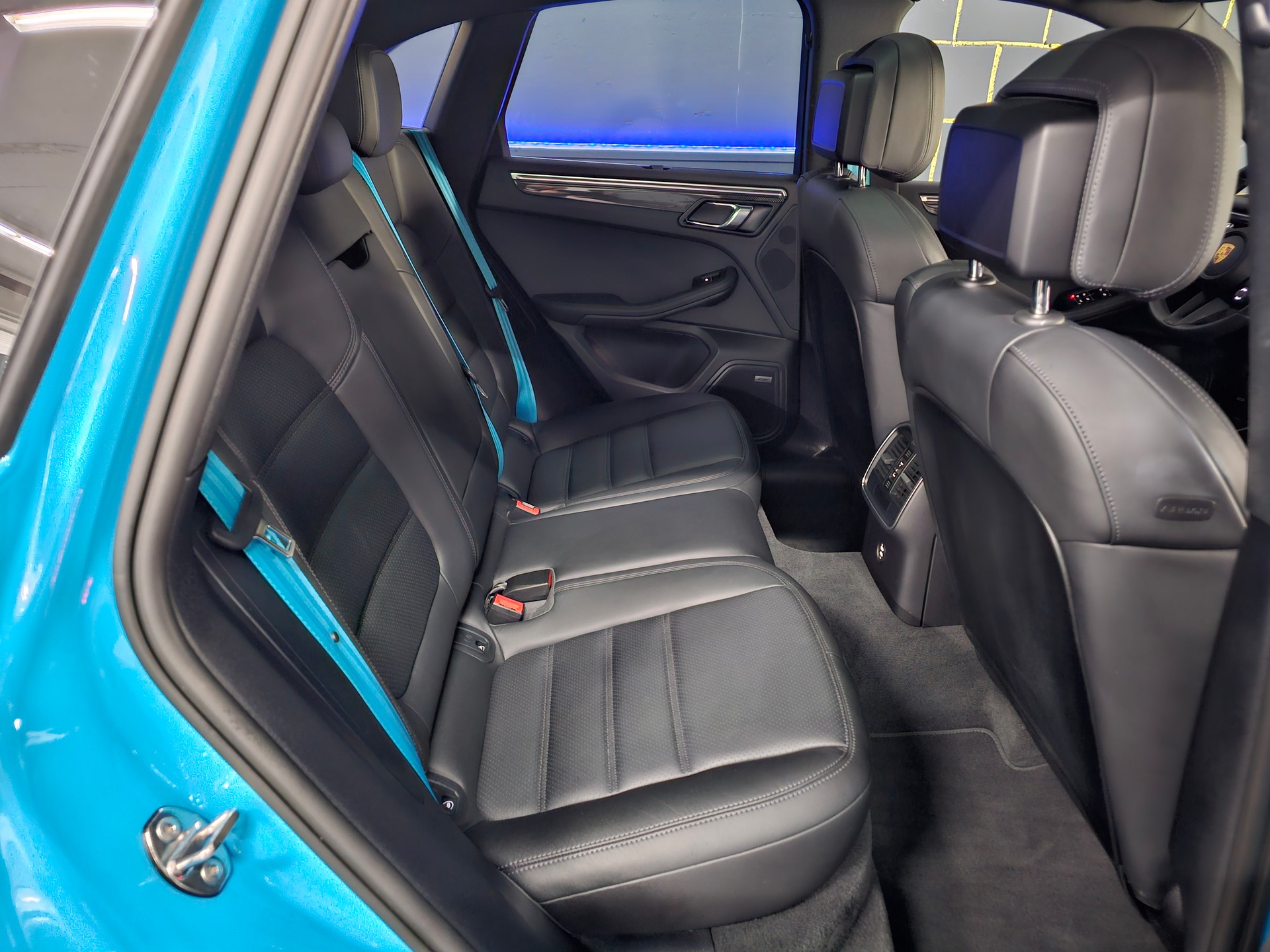 PORSCHE Macan S PDK-image-12