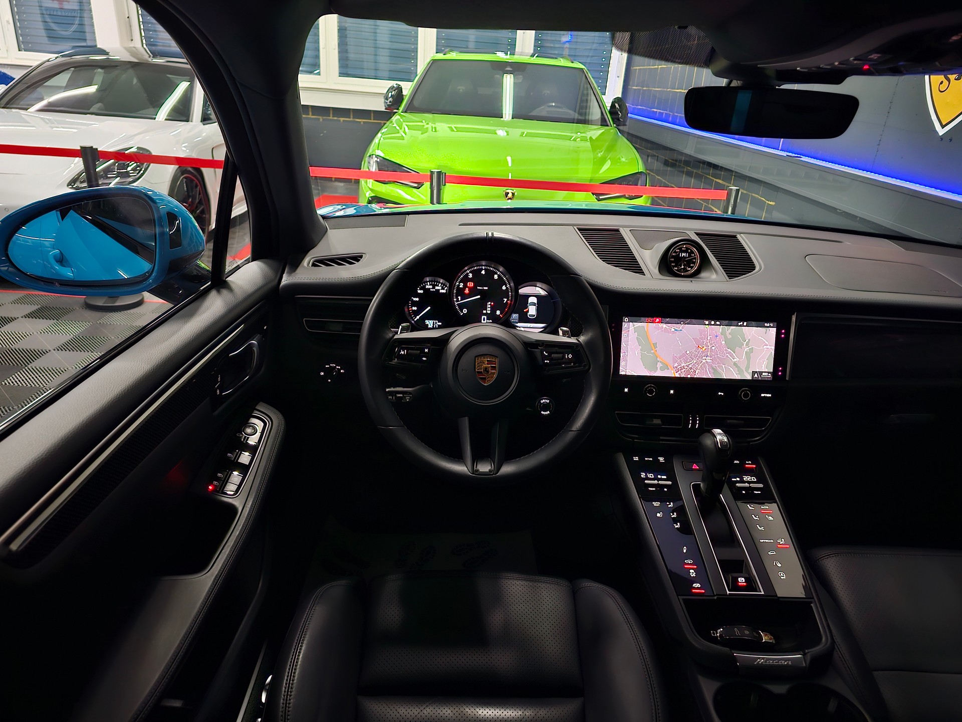 PORSCHE Macan S PDK-image-11