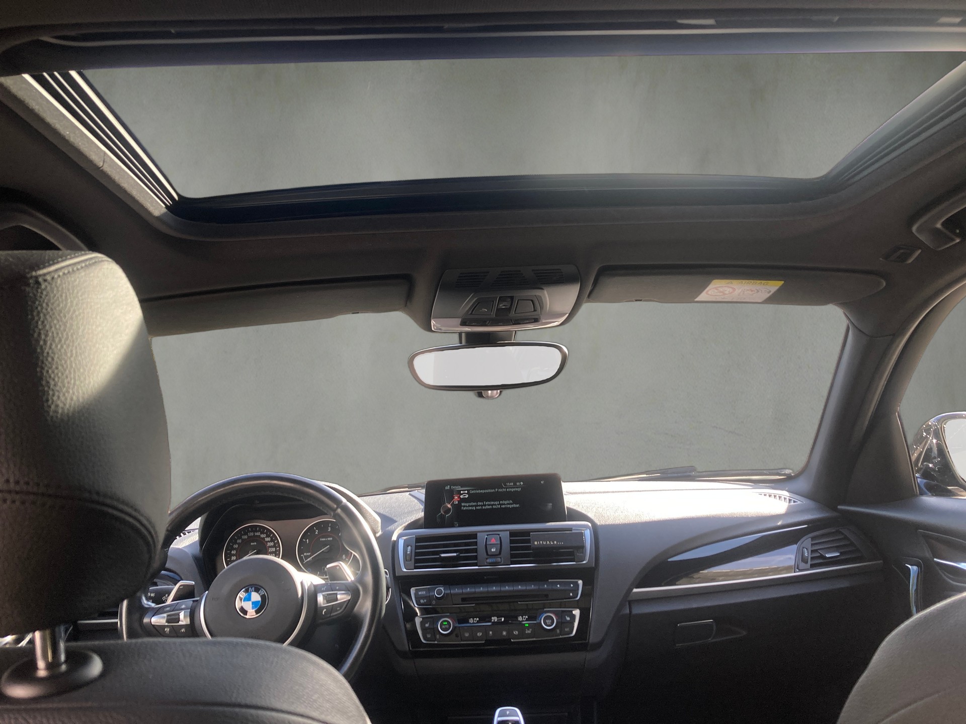 BMW 120d xDrive M Sport Steptronic-image-2