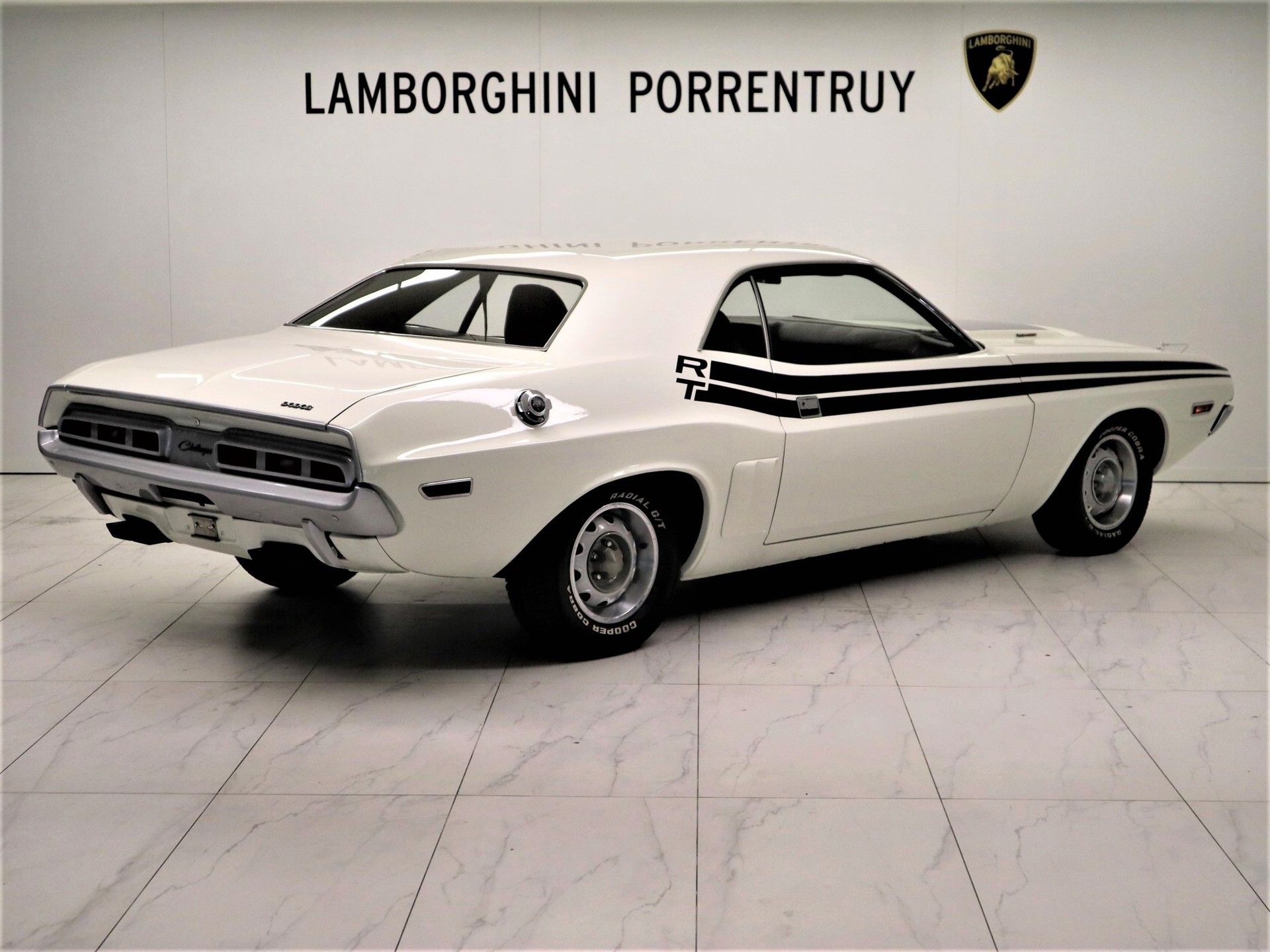 DODGE Challenger RT 383-image-2