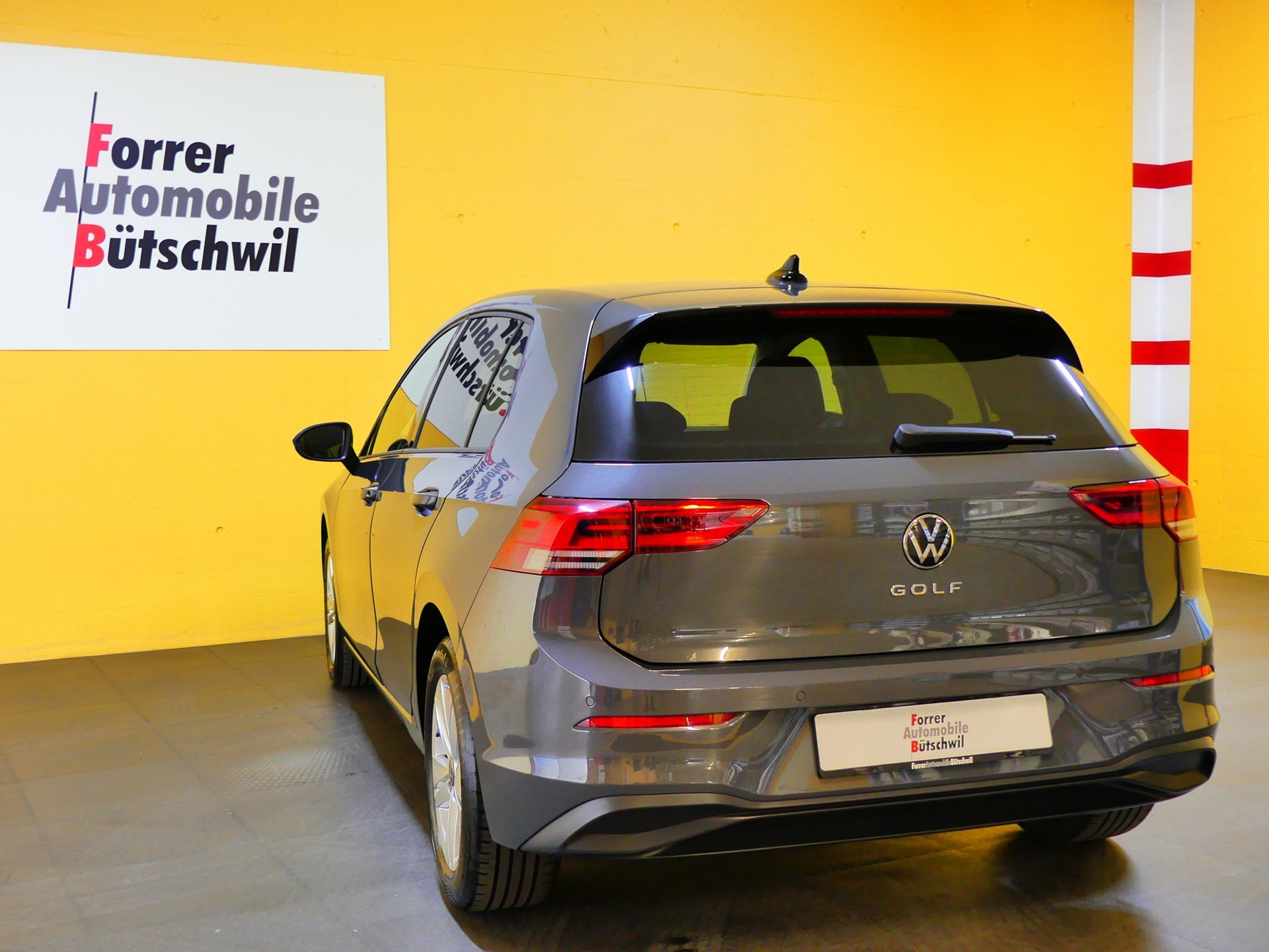 VW Golf 1.5 TSI ACT Life-image-3