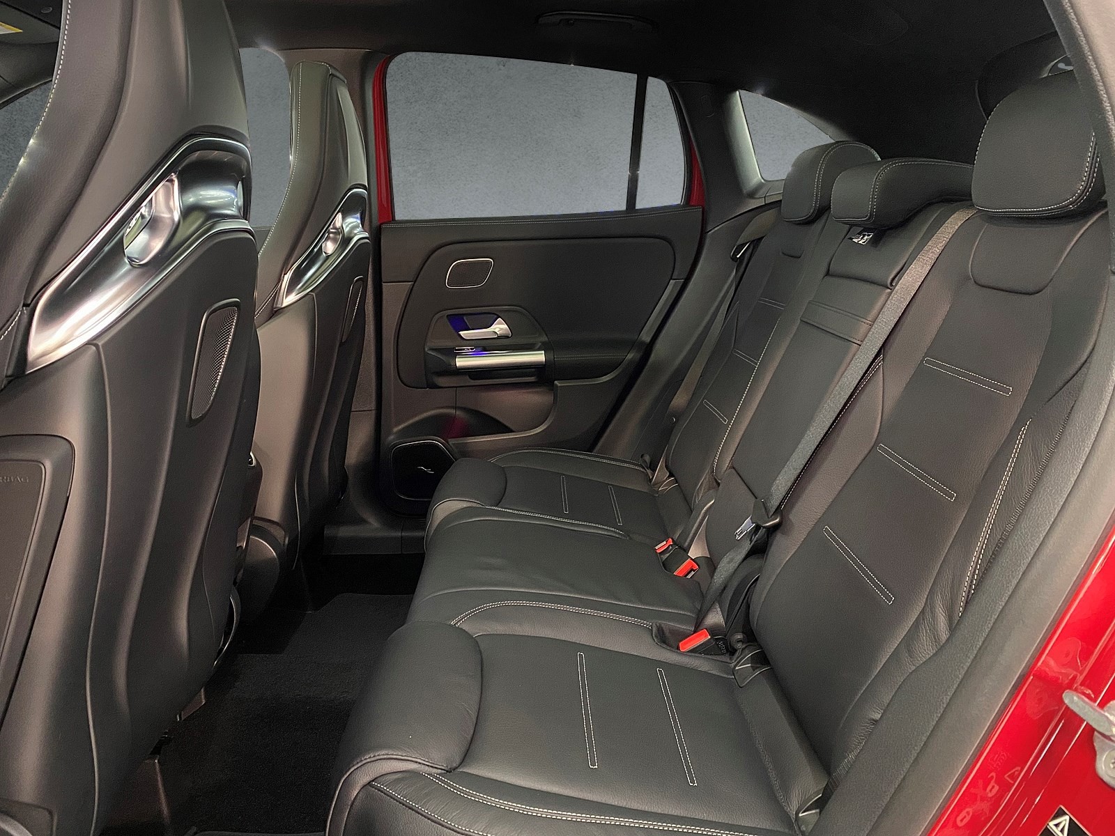MERCEDES-BENZ GLA 45 S AMG 4Matic+ 8G-Speedshift DCT Leasingübernahme/Kauf-image-7