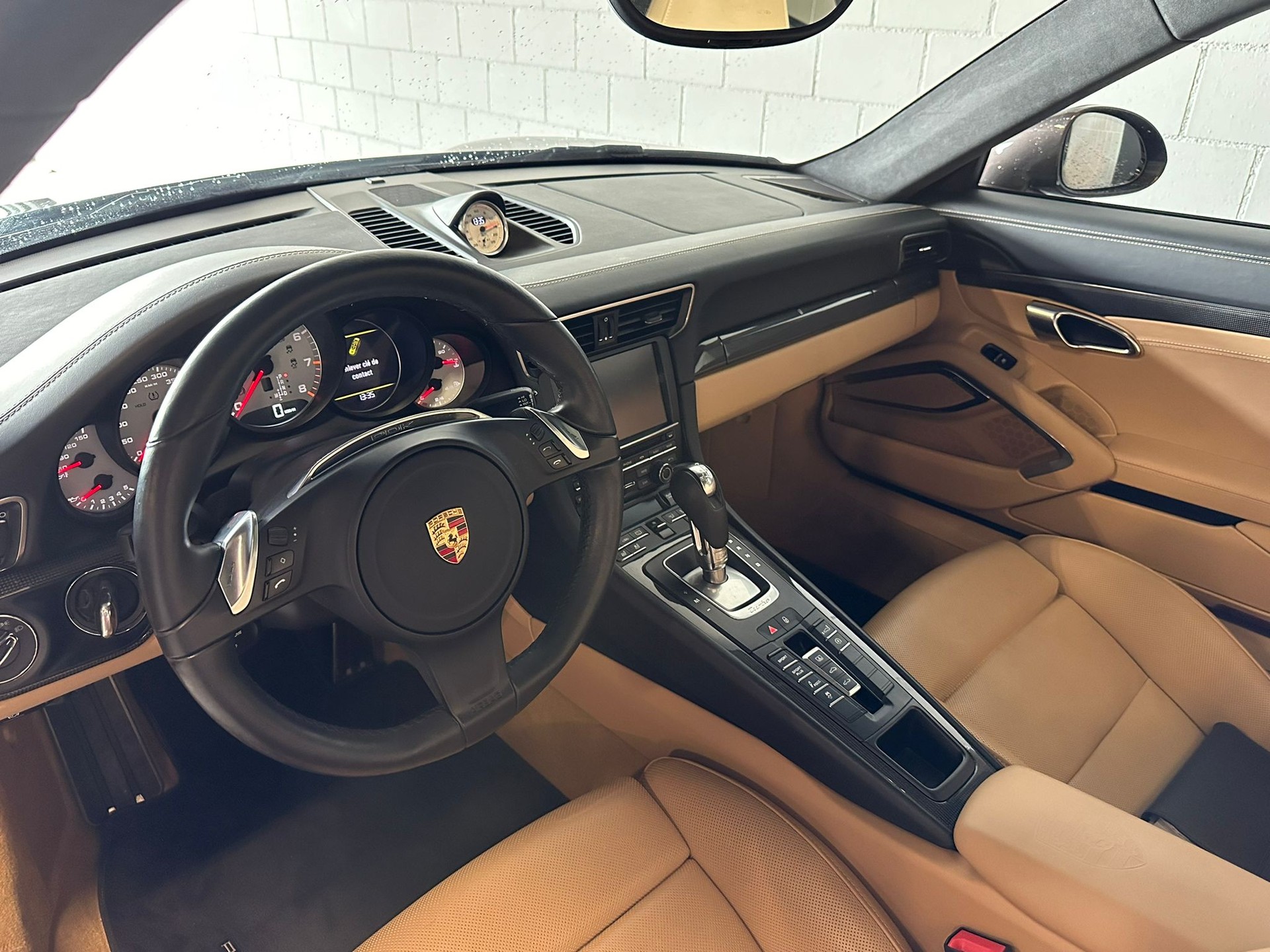 PORSCHE 911 Turbo S PDK Traumausstattung-image-6