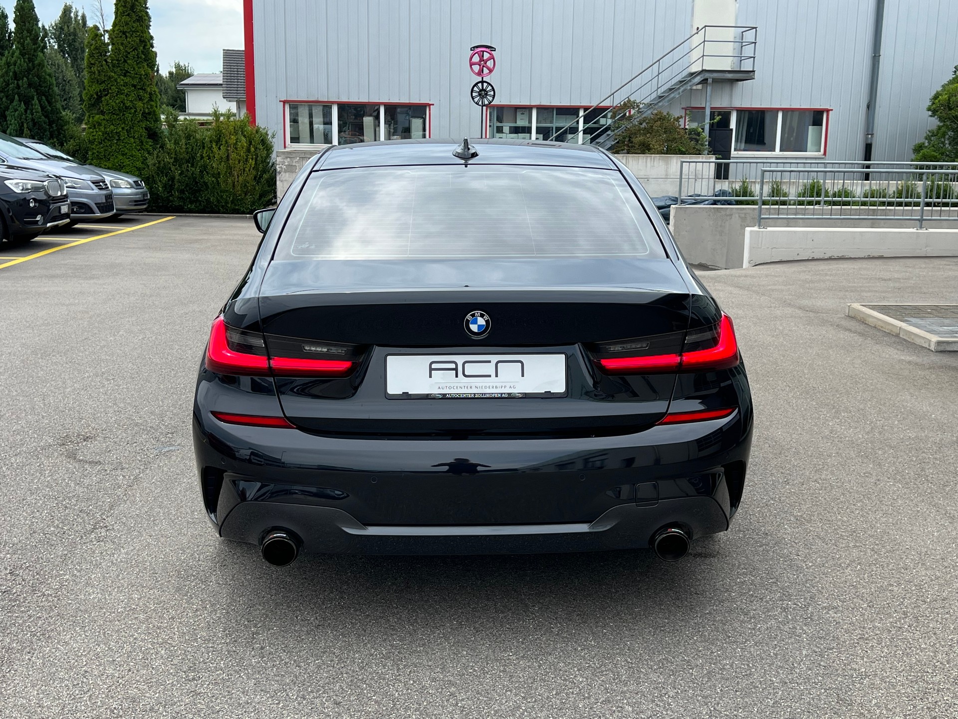 BMW 320d xDrive M Sport Steptronic-image-5