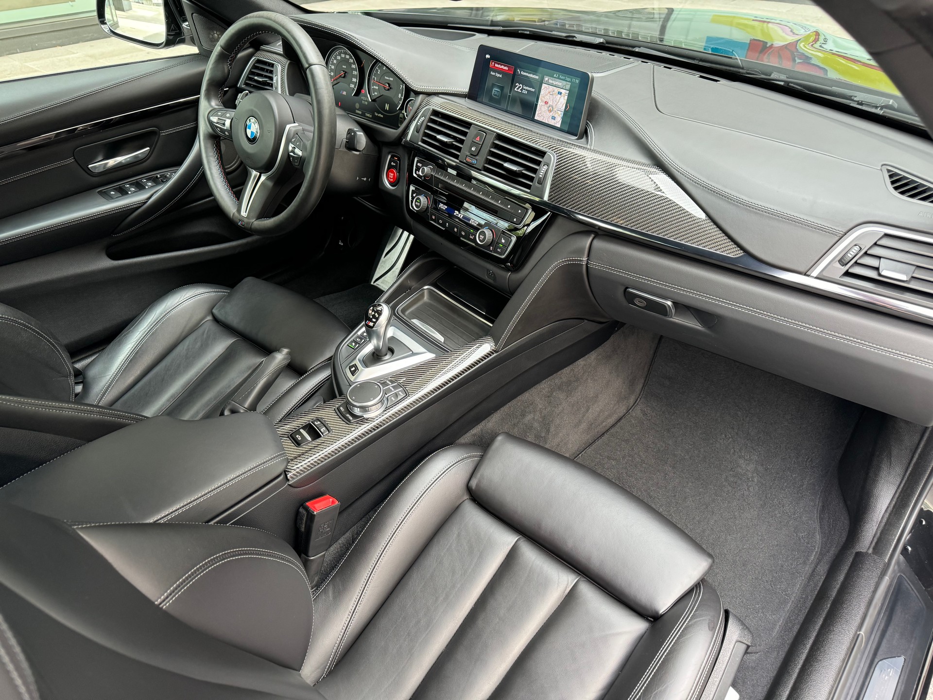 BMW M4 Cabriolet Competition DKG-image-11