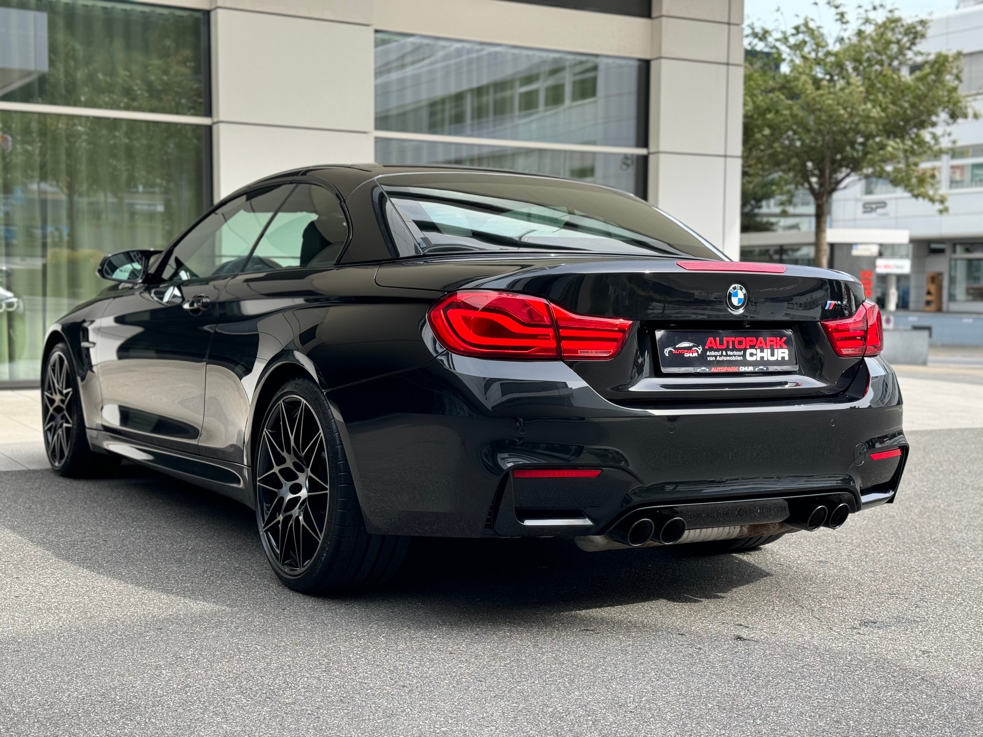 BMW M4 Cabriolet Competition DKG-image-5