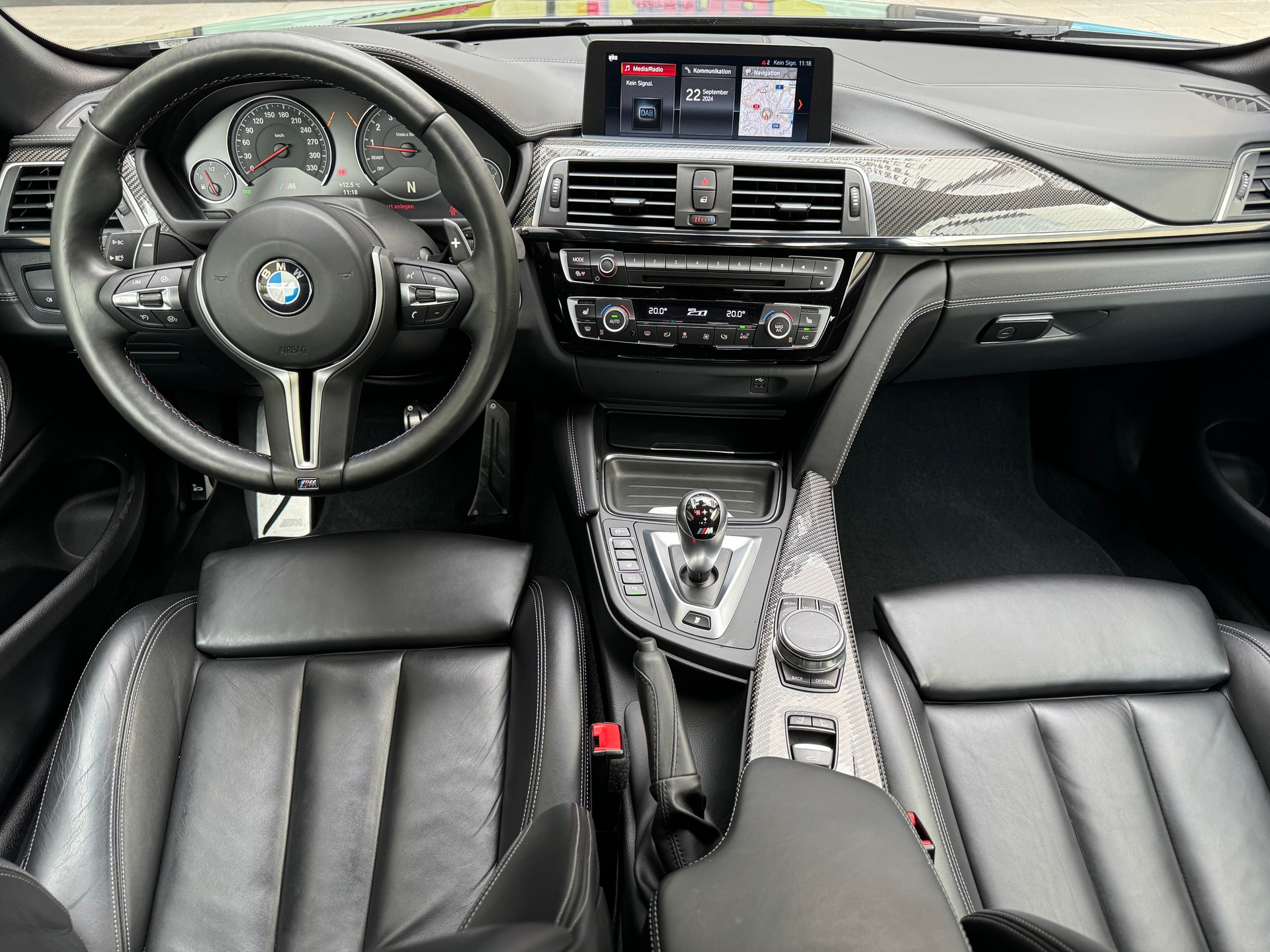 BMW M4 Cabriolet Competition DKG-image-10