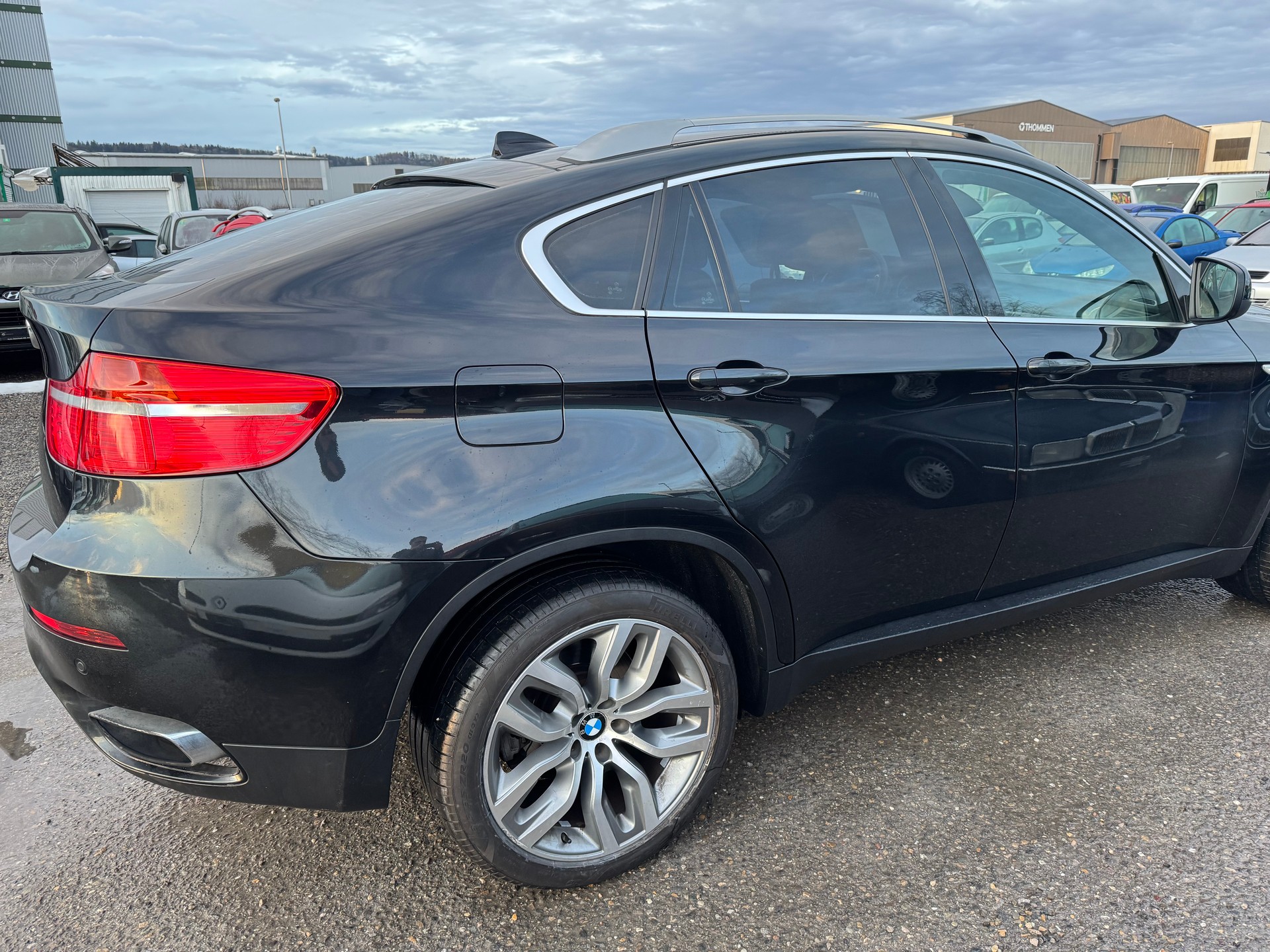 BMW X6 xDrive 50i Steptronic-image-3