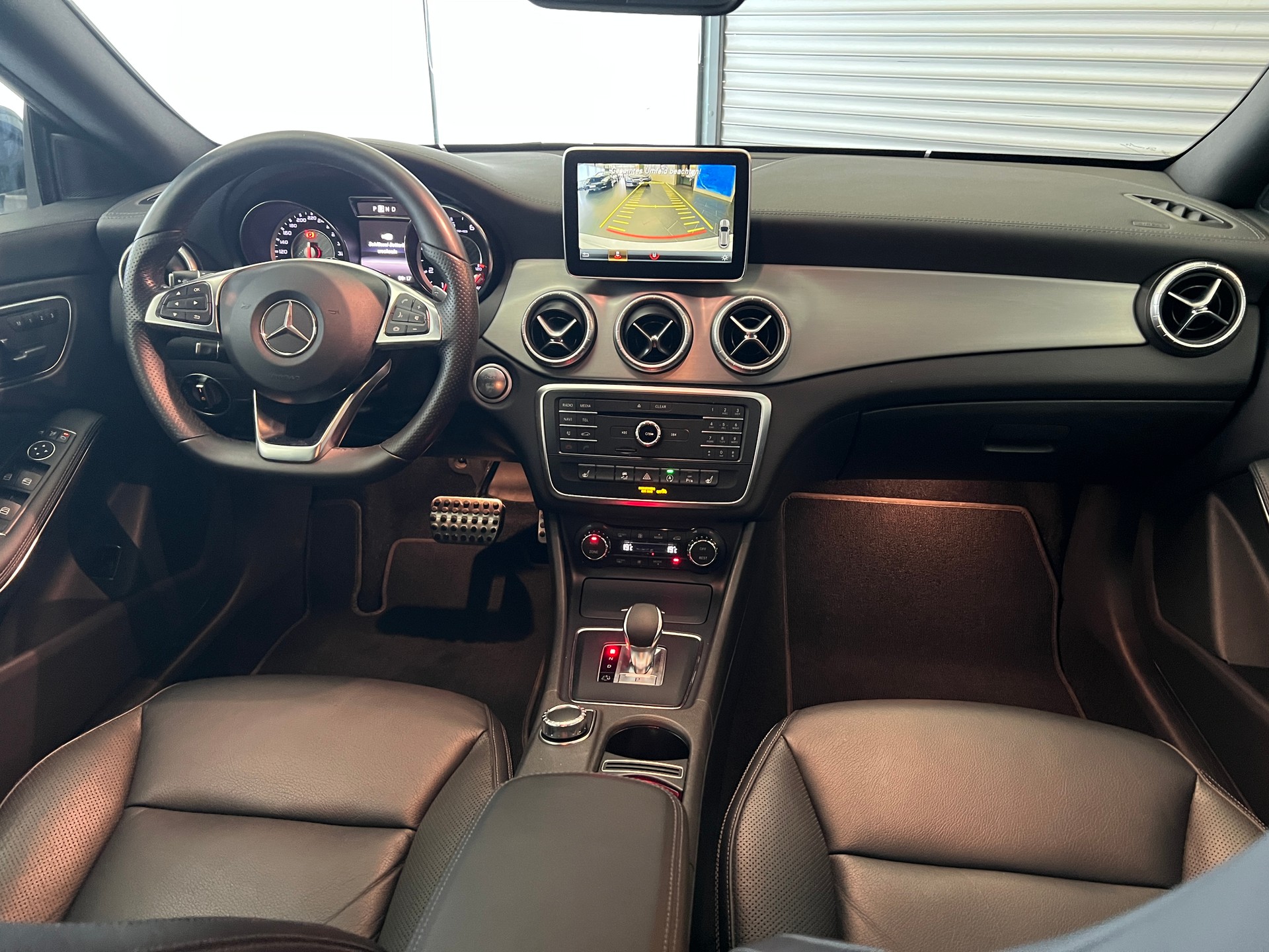 MERCEDES-BENZ CLA Shooting Brake 45 AMG 4Matic Speedshift-image-20