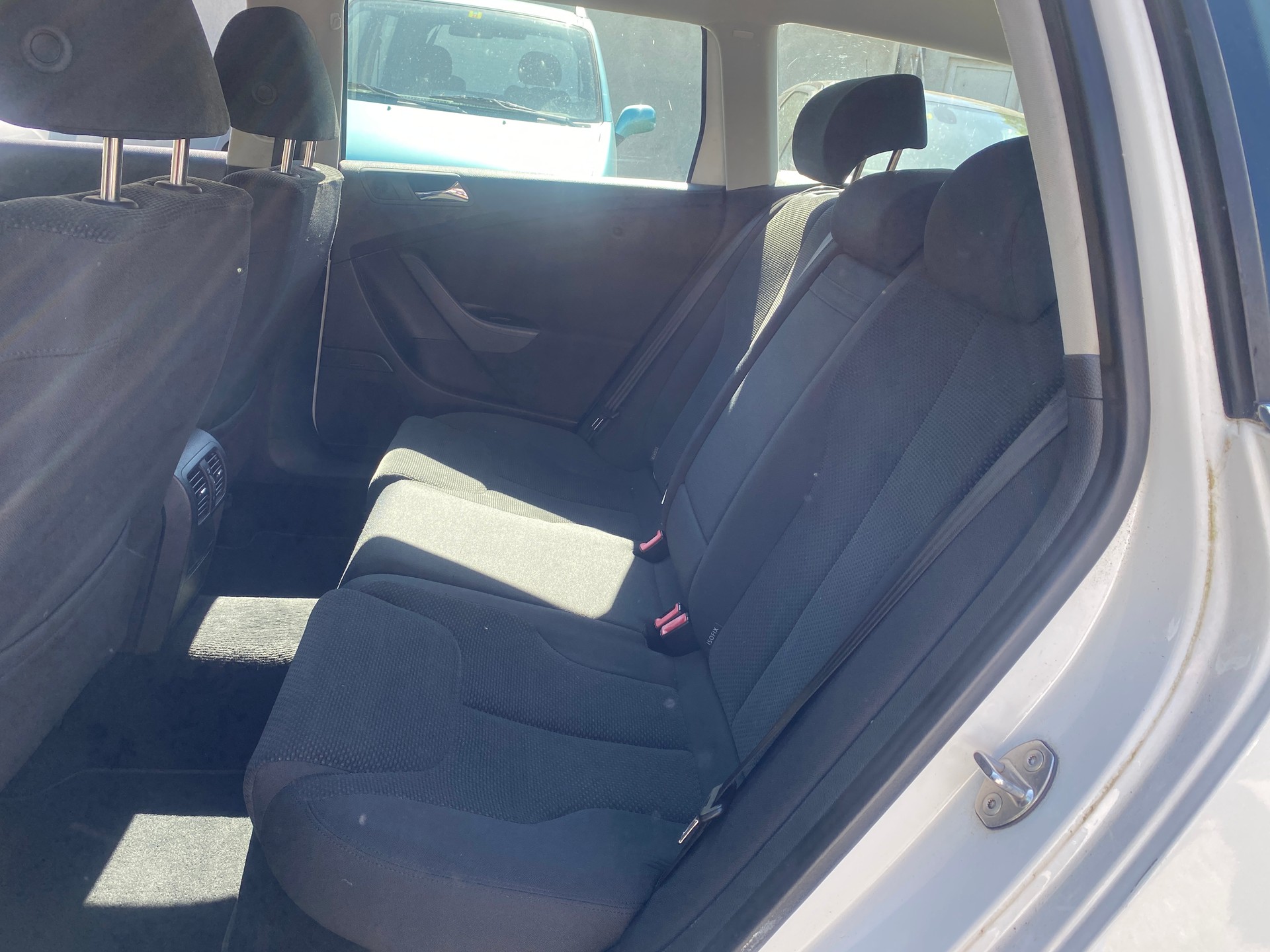 VW Passat Variant 2.0 TDI Comfortline-image-8