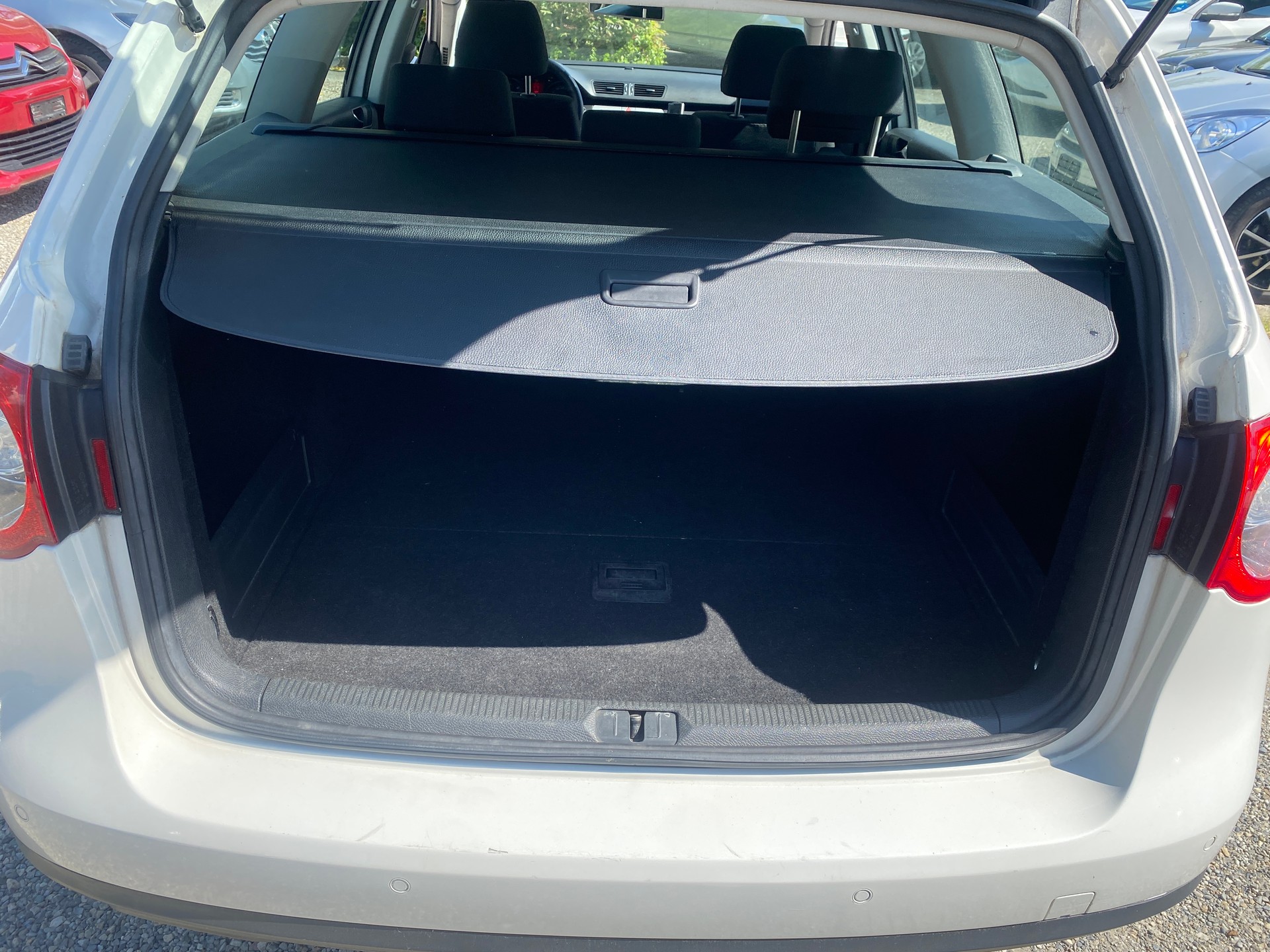 VW Passat Variant 2.0 TDI Comfortline-image-10