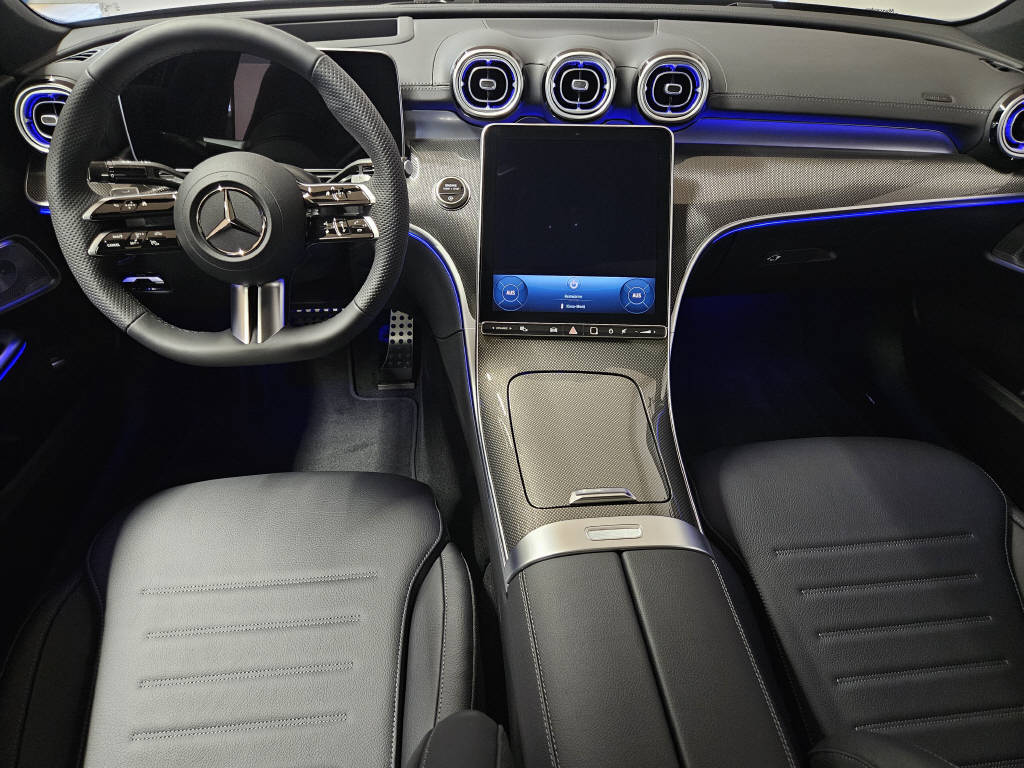 MERCEDES-BENZ C 220 d 4Matic Limousine AMG Line Swiss Star-image-7