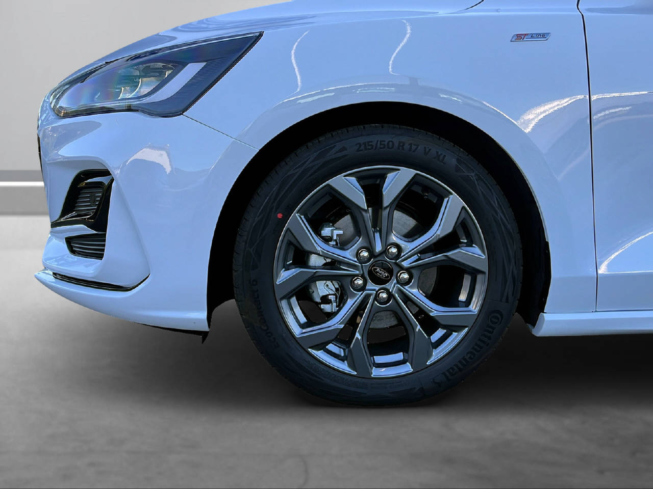 FORD Focus Station Wagon 1.0i EcoB Hybrid 155 ST-Line X-image-8