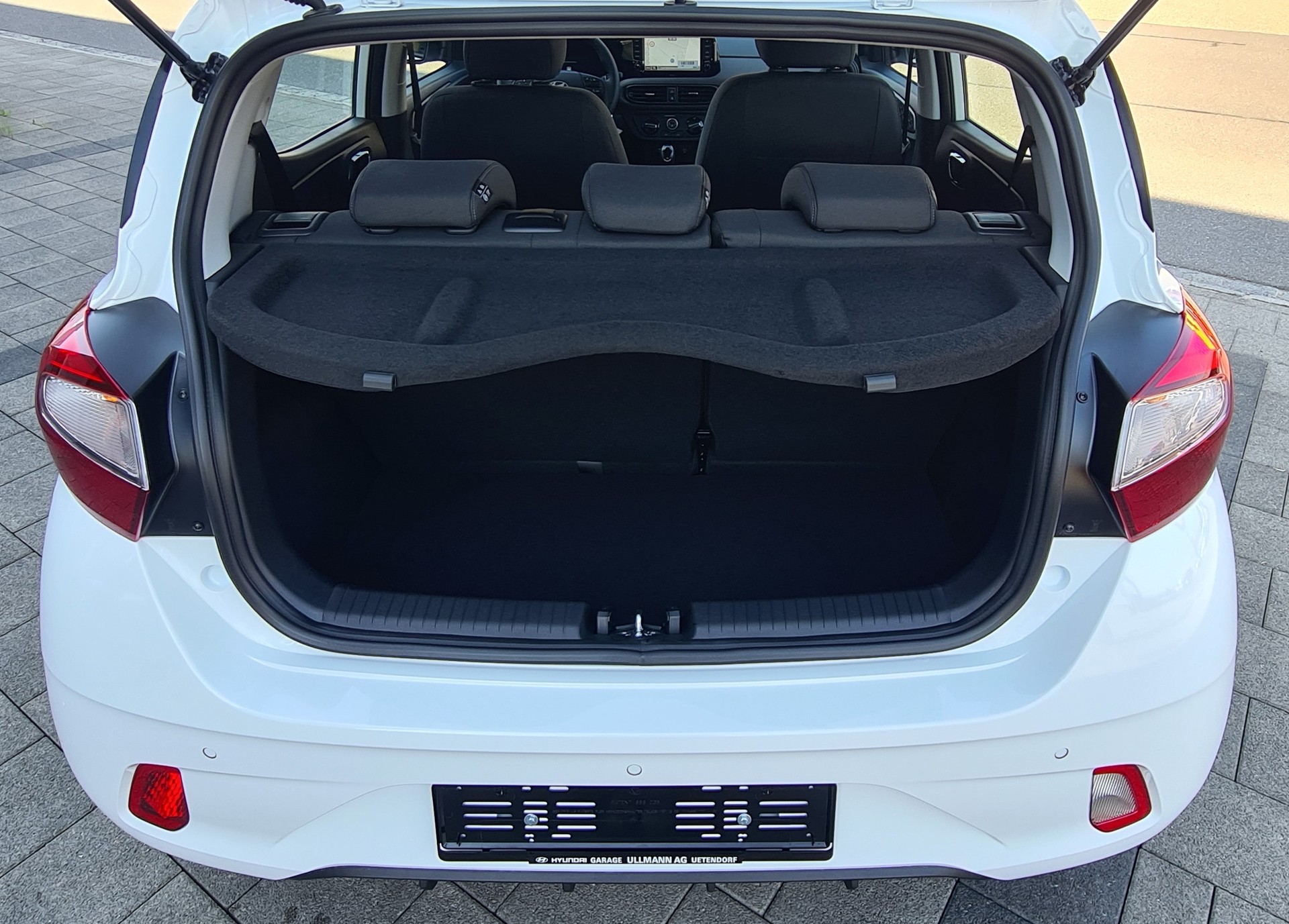 HYUNDAI i10 1.0 Origo Aut.-image-11