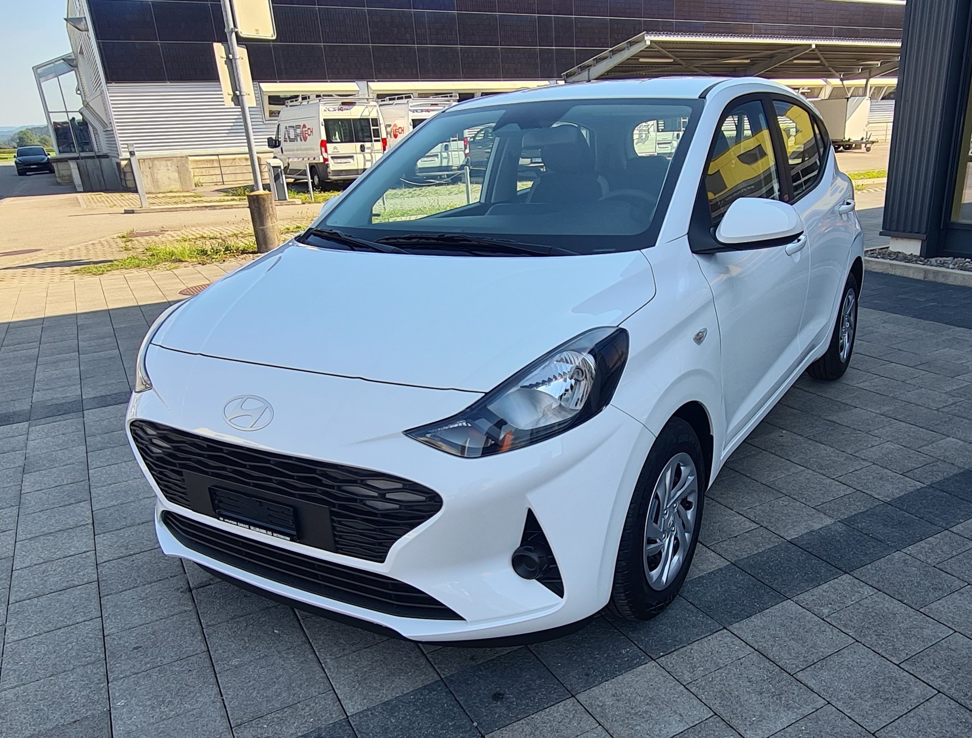 HYUNDAI i10 1.0 Origo Aut.-image-8