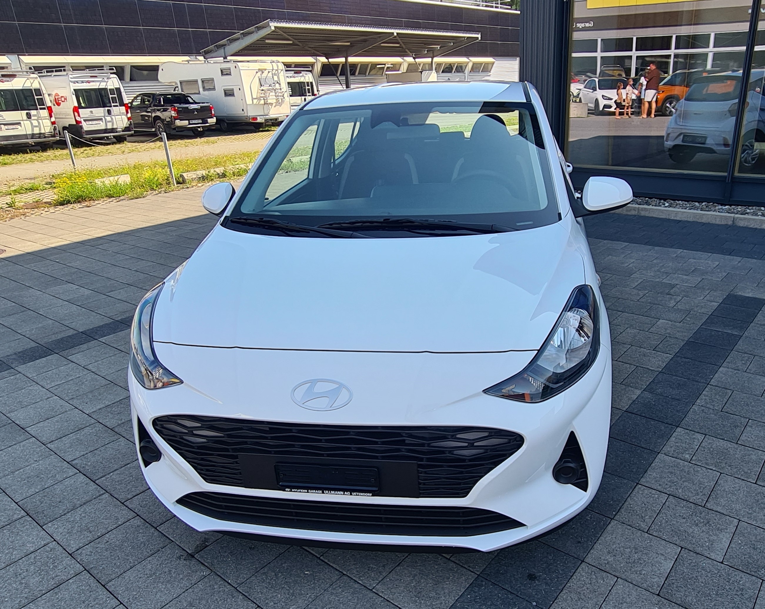 Car photo