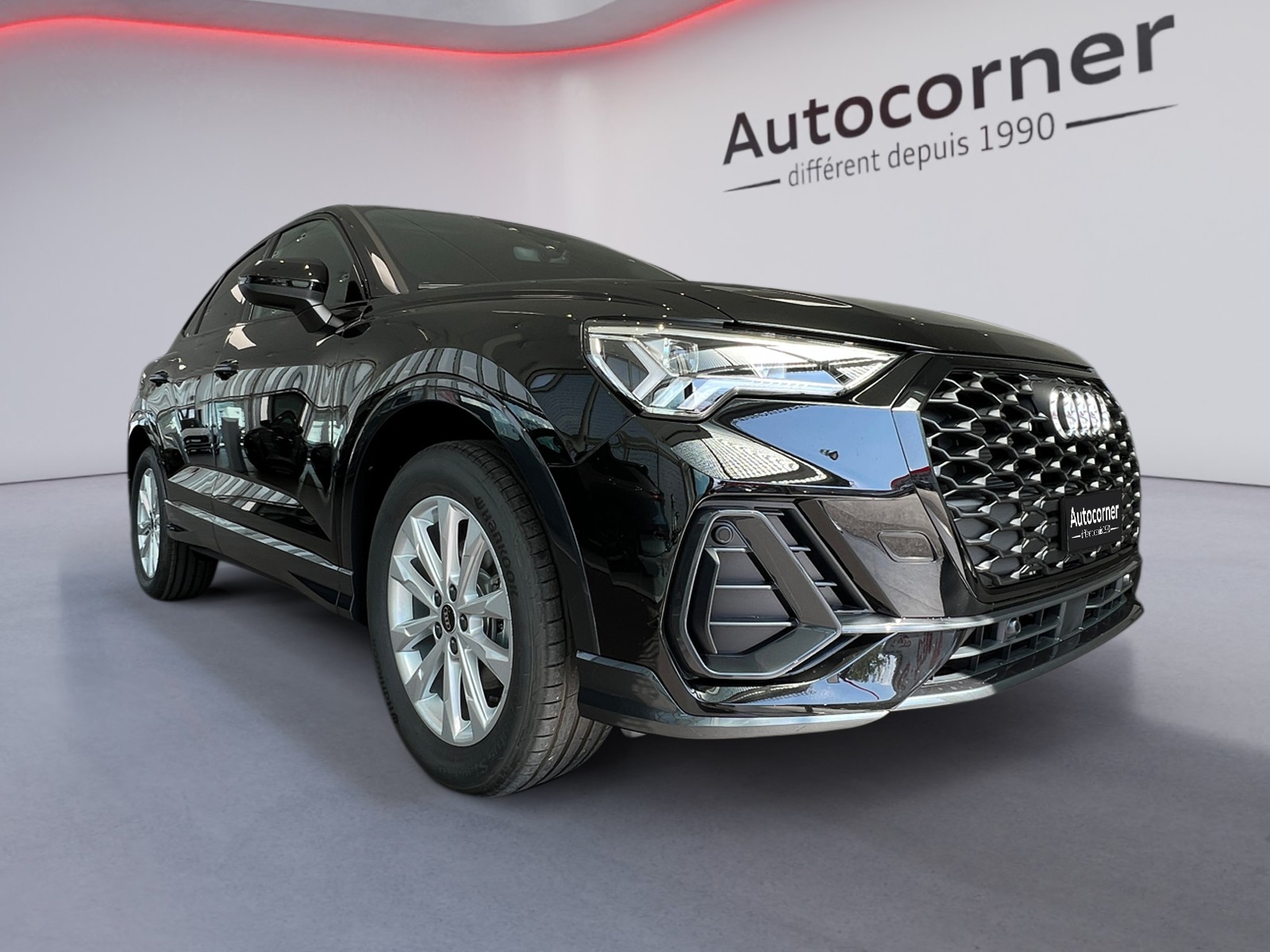 AUDI Q3 Sportback 35 TFSI Attraction S-tronic-image-0