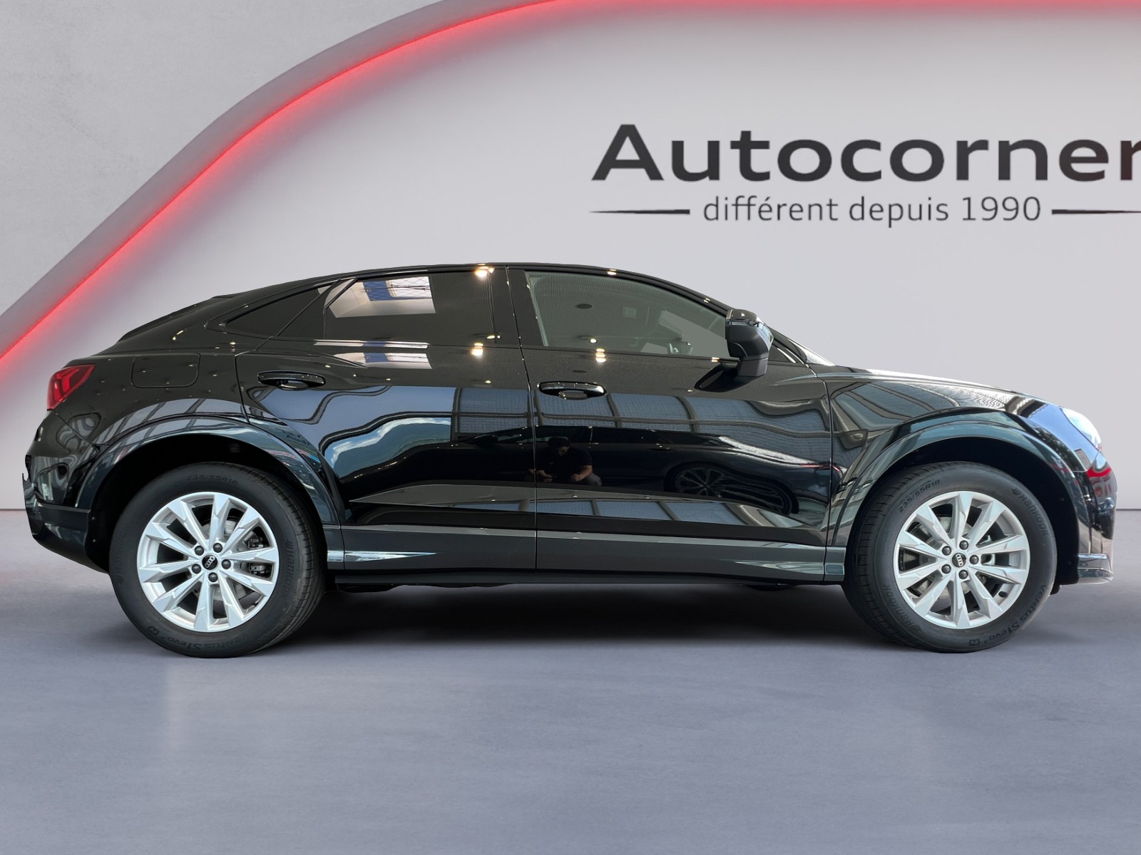 AUDI Q3 Sportback 35 TFSI Attraction S-tronic-image-5