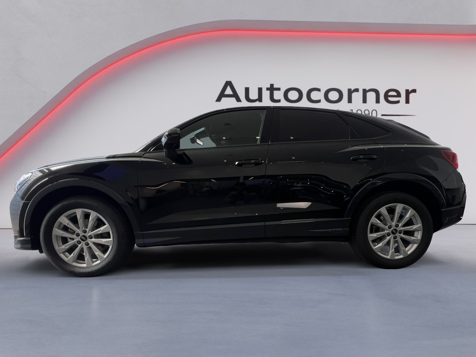 AUDI Q3 Sportback 35 TFSI Attraction S-tronic-image-1