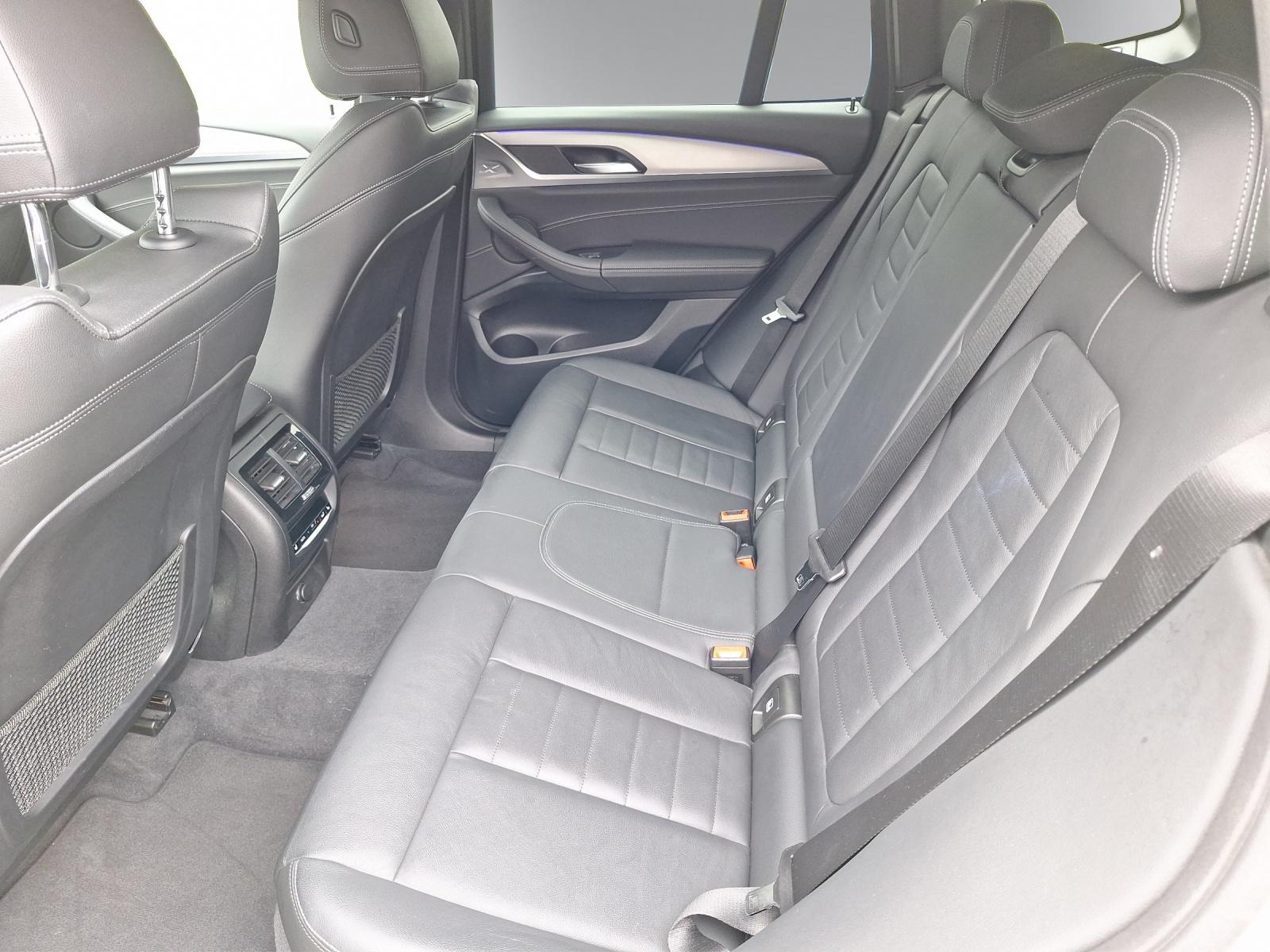 BMW X3 30d xDrive-image-11