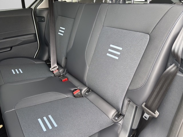 FORD Tourneo Courier TITANIUM-image-5
