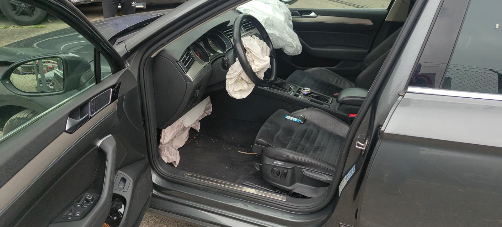 VW Passat Variant 2.0 TDI BMT Highline DSG 4Motion — slika 9