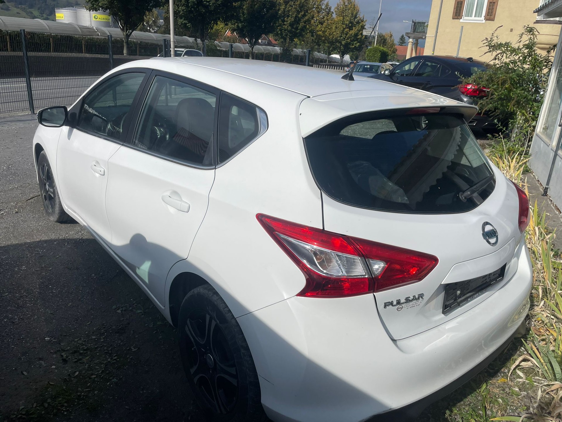 NISSAN Pulsar 1.2 DIG-T-image-10