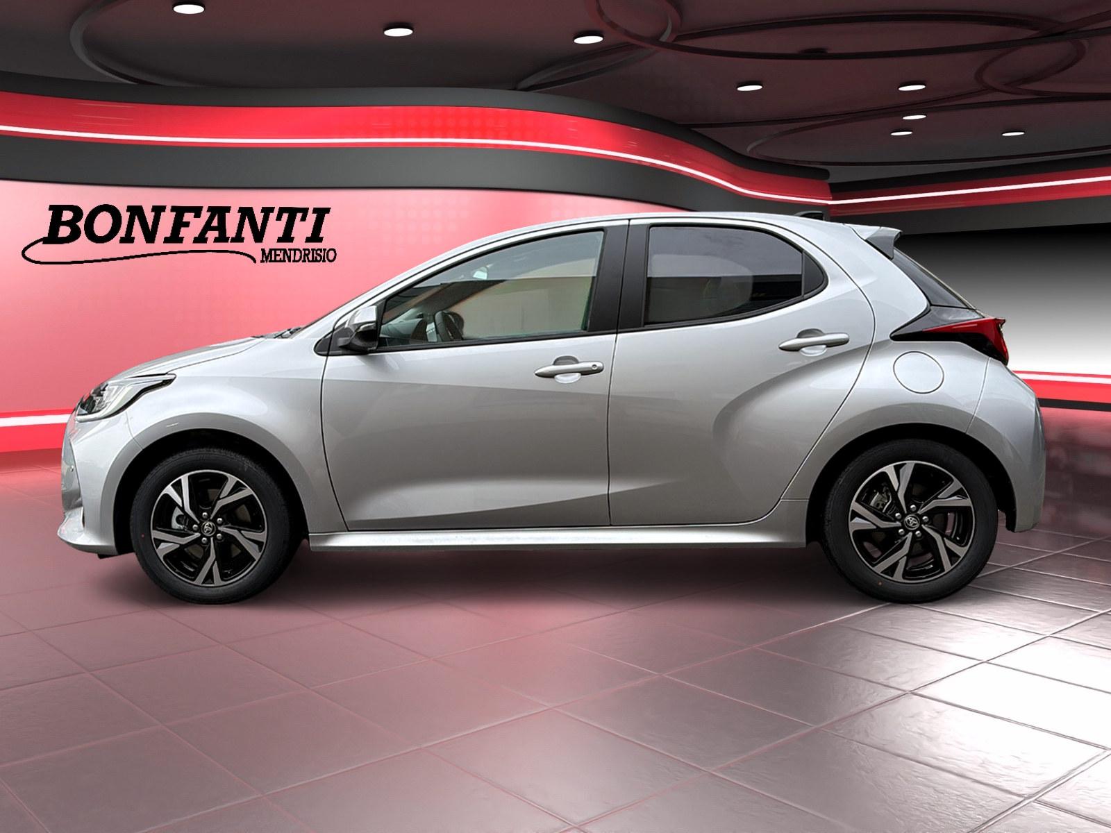 TOYOTA Yaris 1.5 VVT-i HSD Trend-image-3