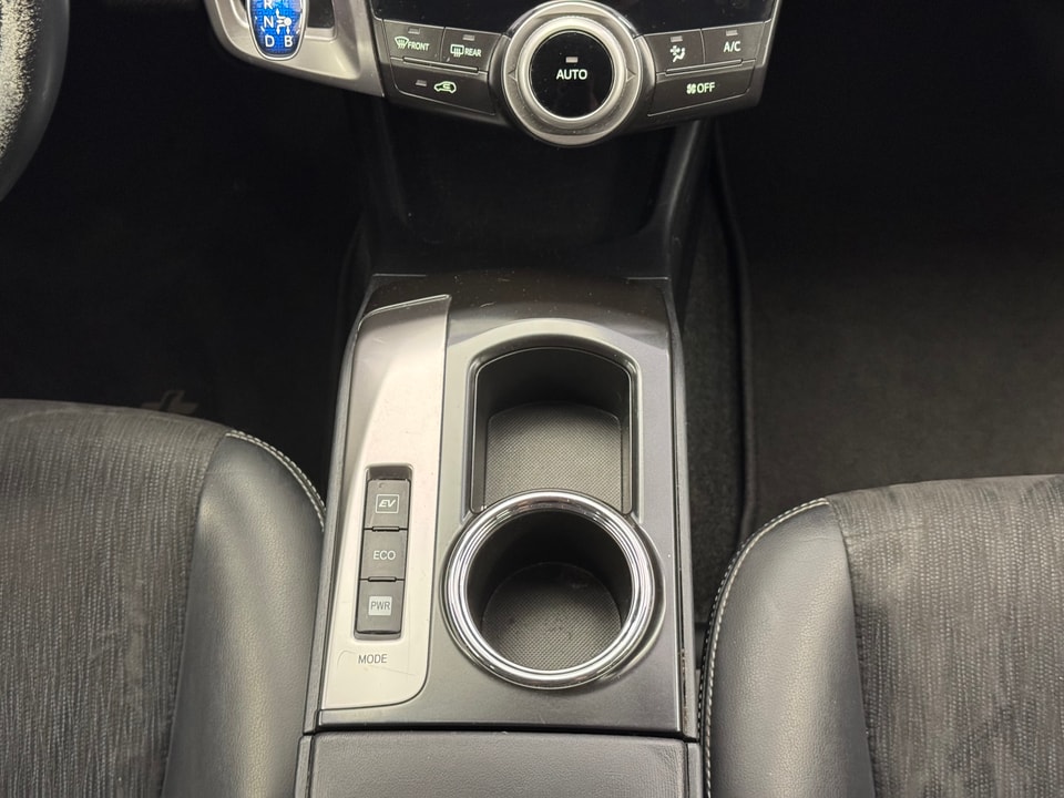 Prius+ Wagon Hybrid 1.8 Sol