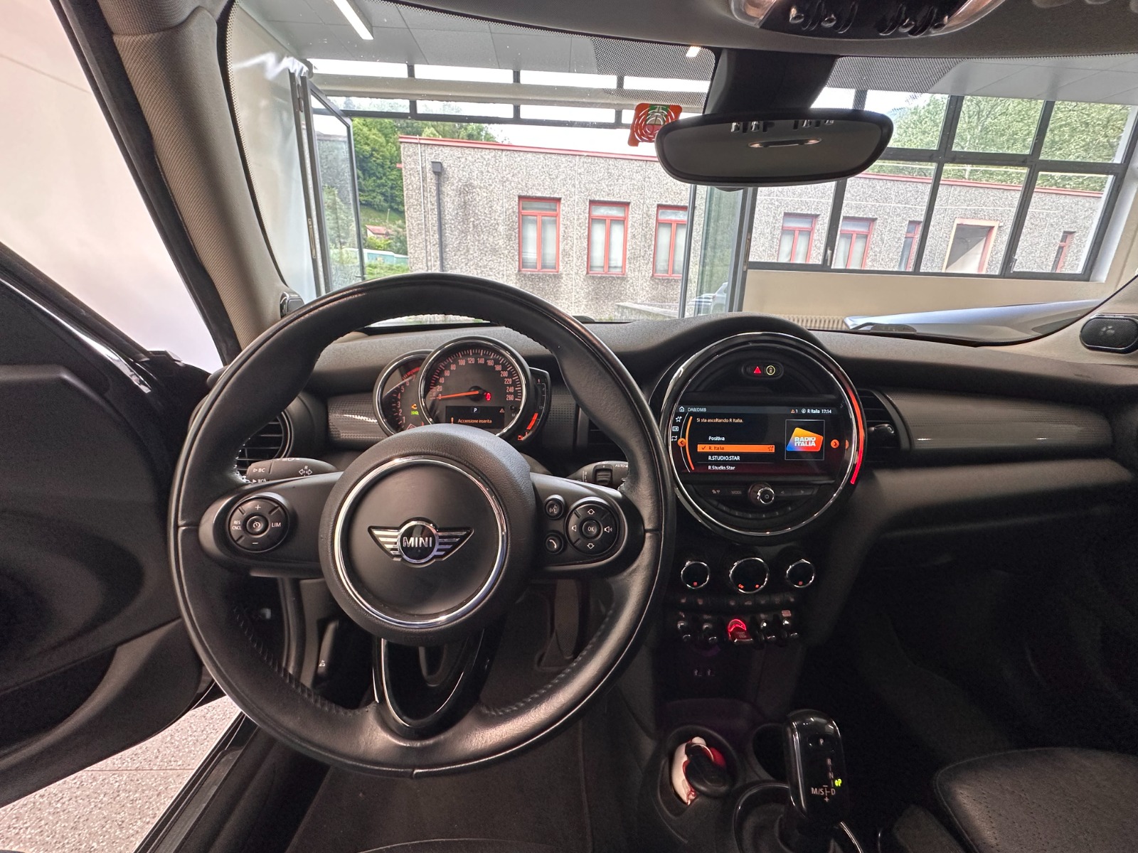 MINI Cooper Steptronic DKG-image-10