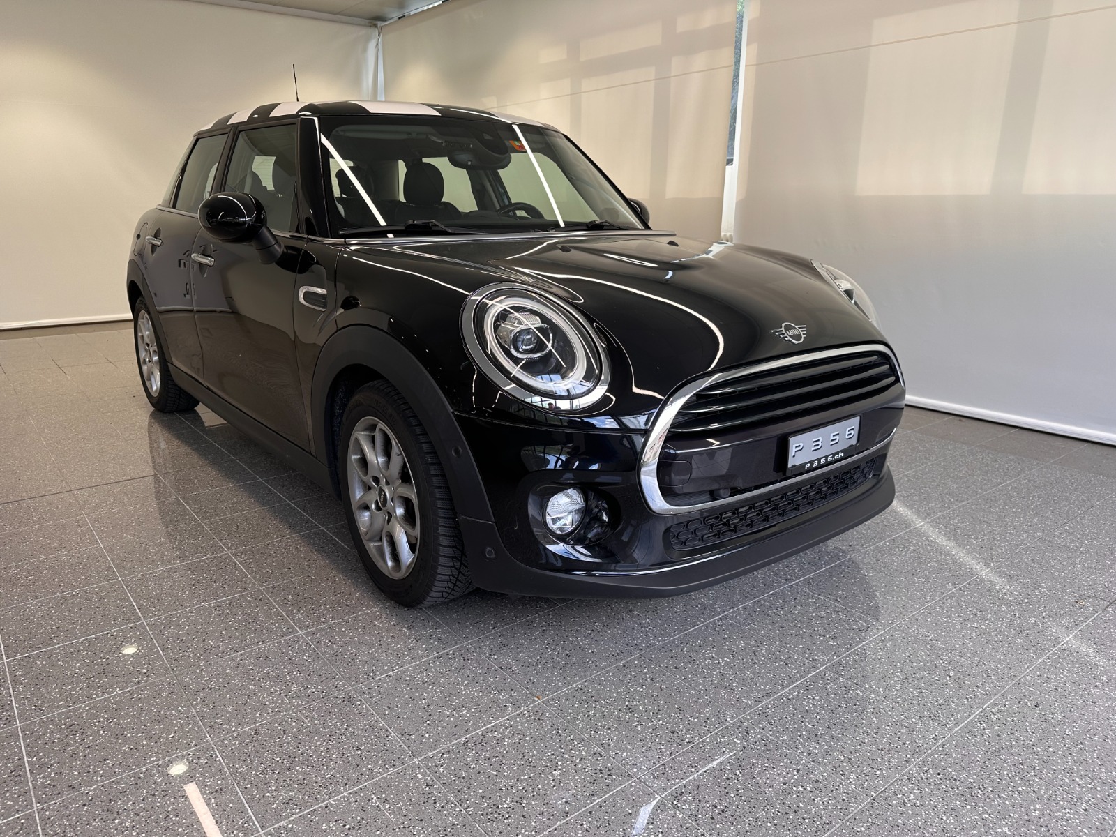 MINI Cooper Steptronic DKG-image-2