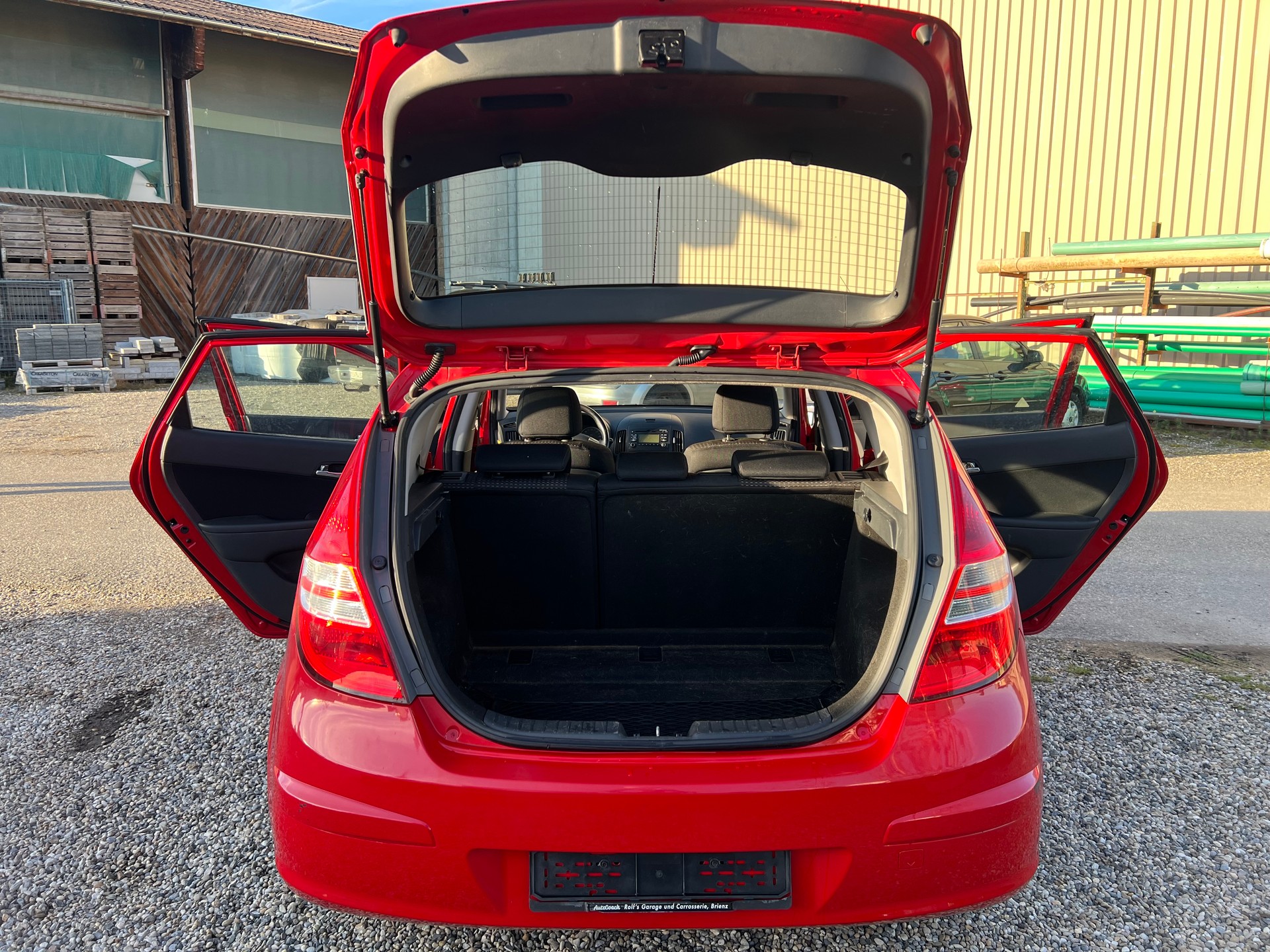 HYUNDAI i30 1.6 Style-image-12