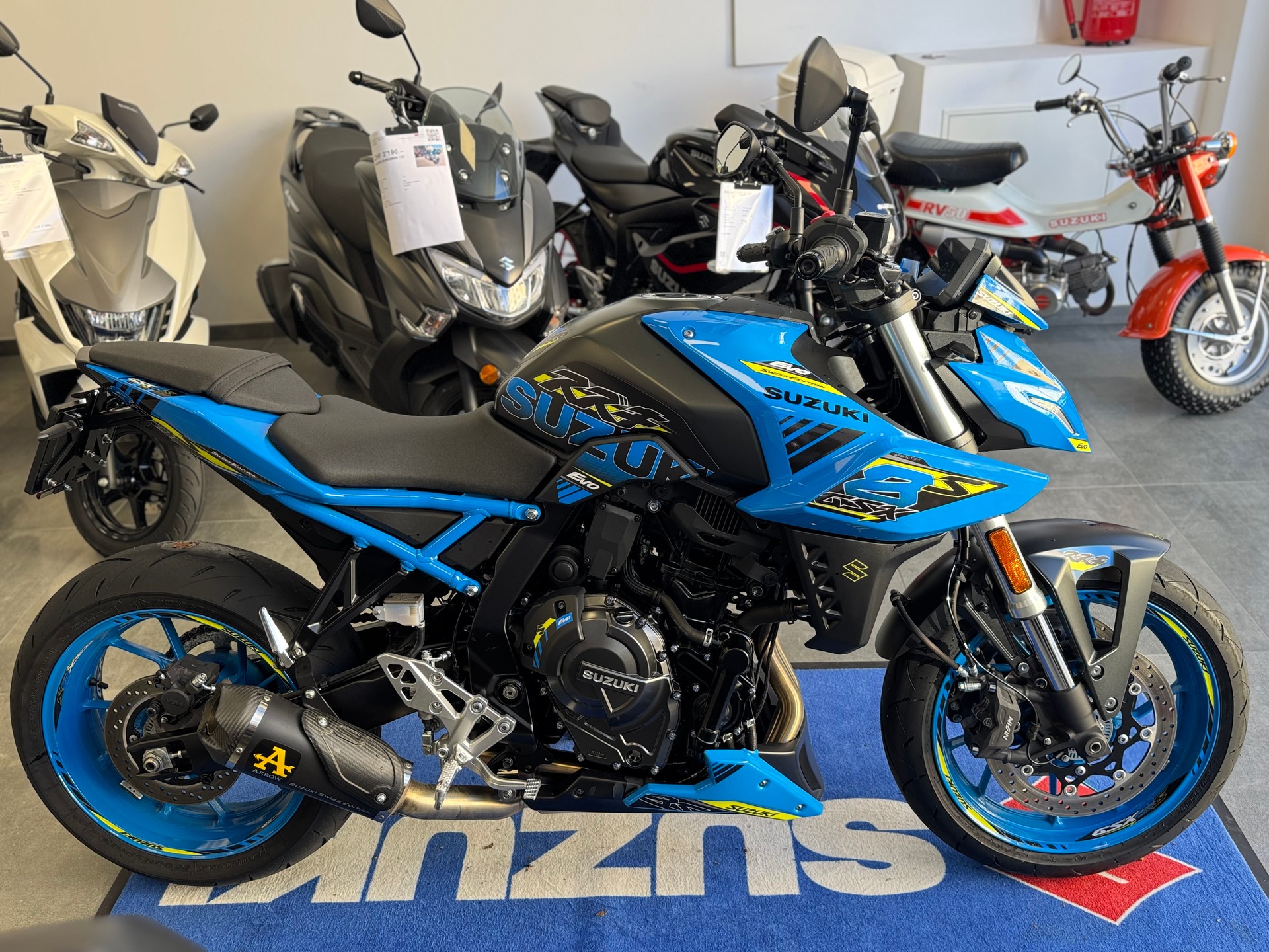 SUZUKI GSX-8S EVO