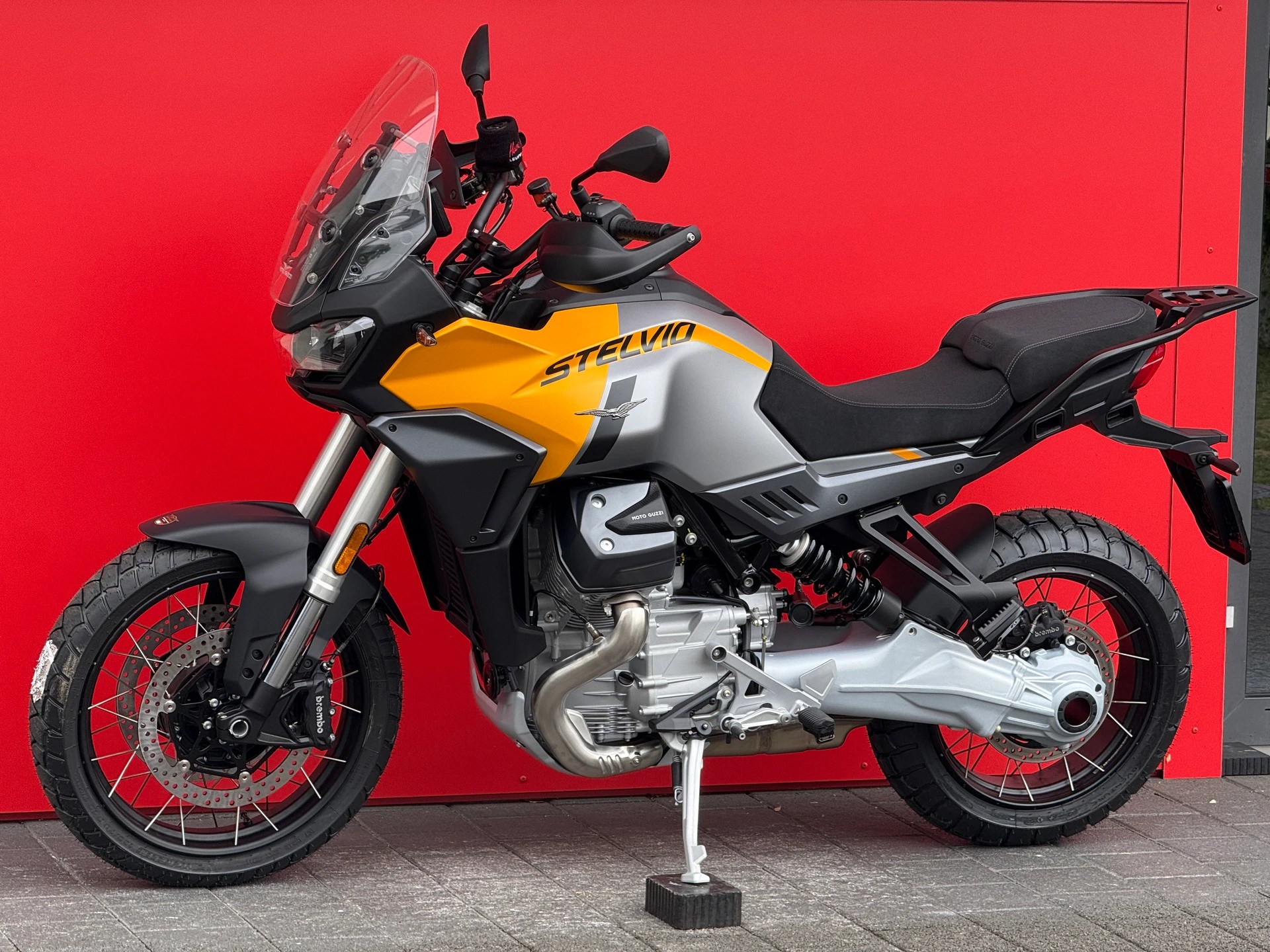 MOTO GUZZI Stelvio 1000 PFF RAS E5+-showroom-element-3
