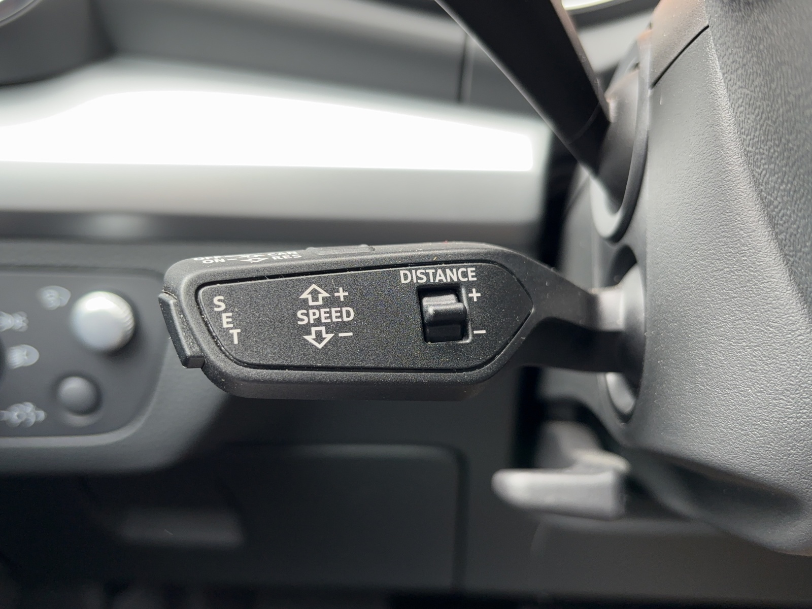 AUDI Q5 55 TFSI e quattro-image-14
