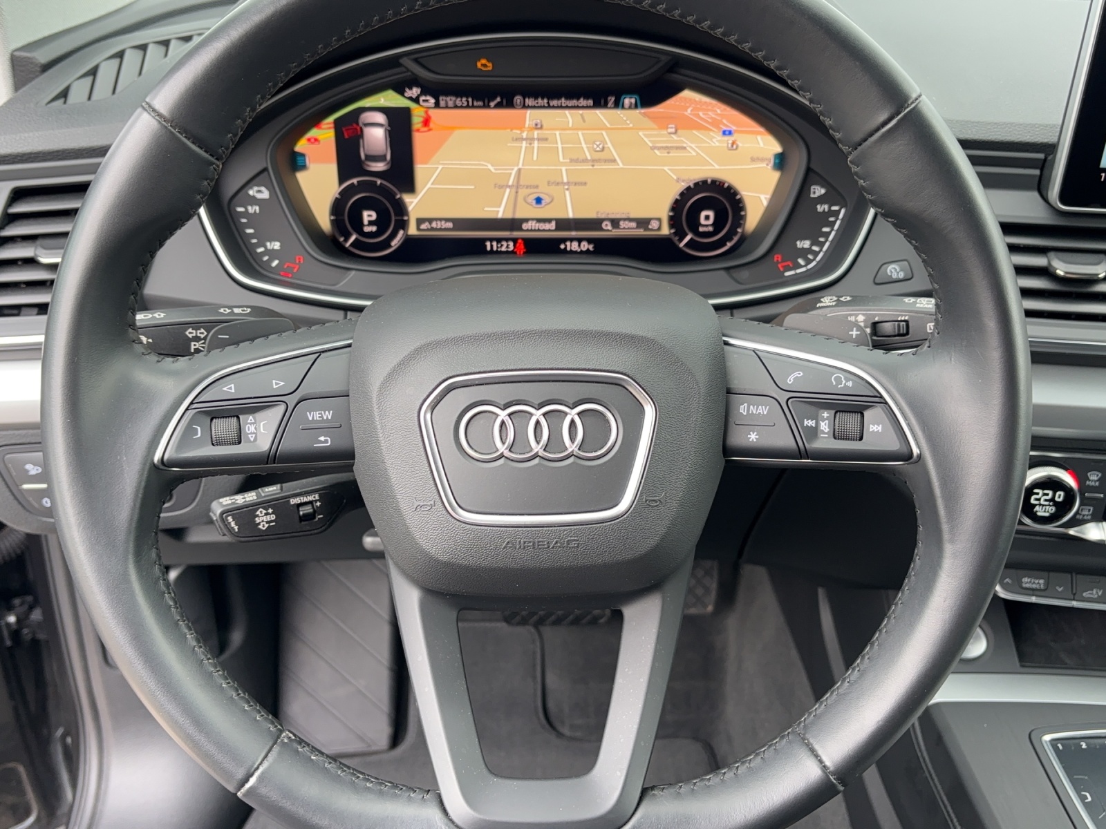 AUDI Q5 55 TFSI e quattro-image-12