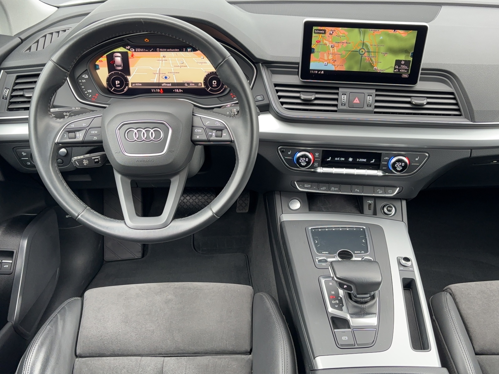 AUDI Q5 55 TFSI e quattro-image-5