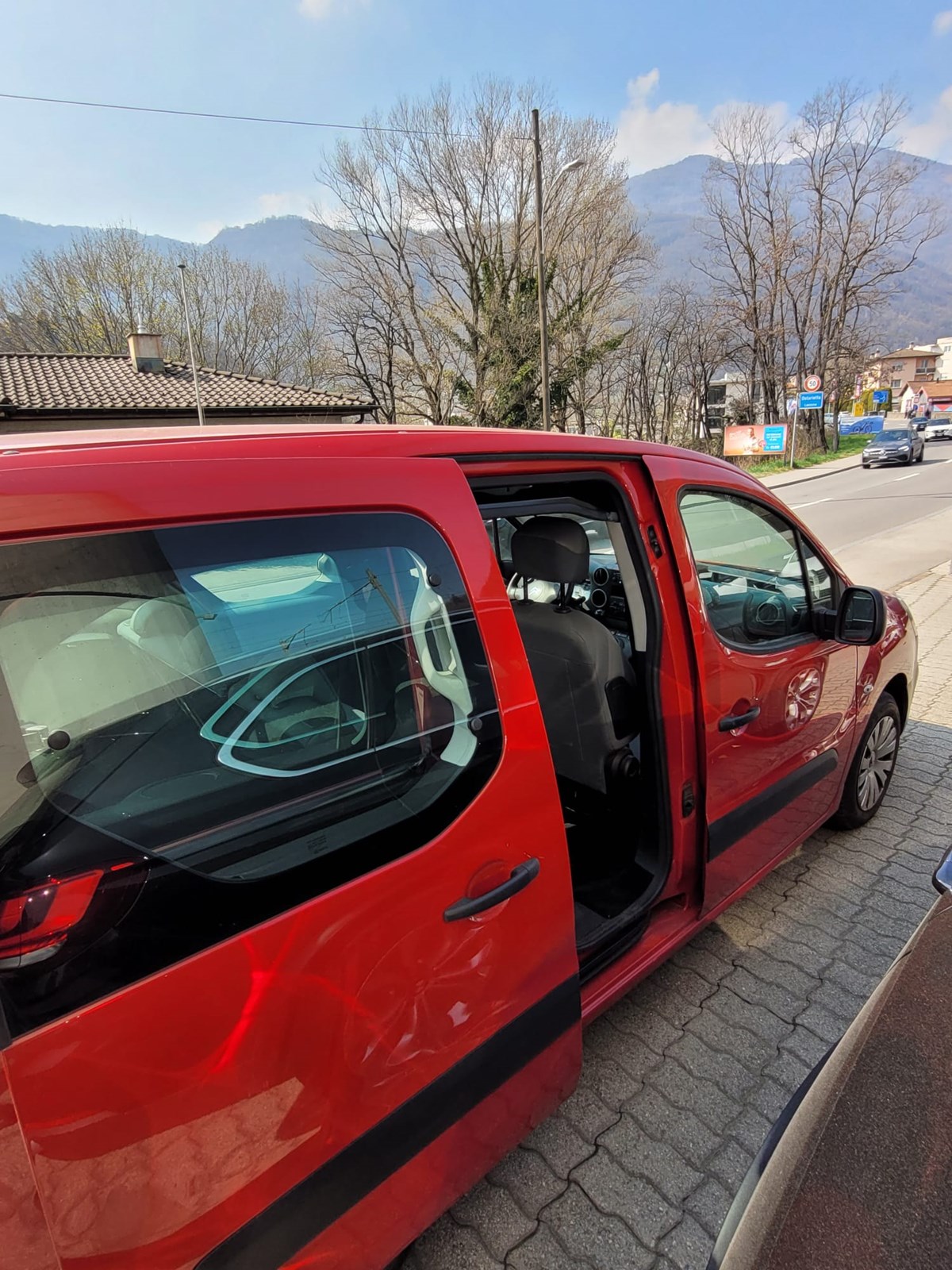 CITROEN Berlingo 1.6 BlueHDi Live-image-4