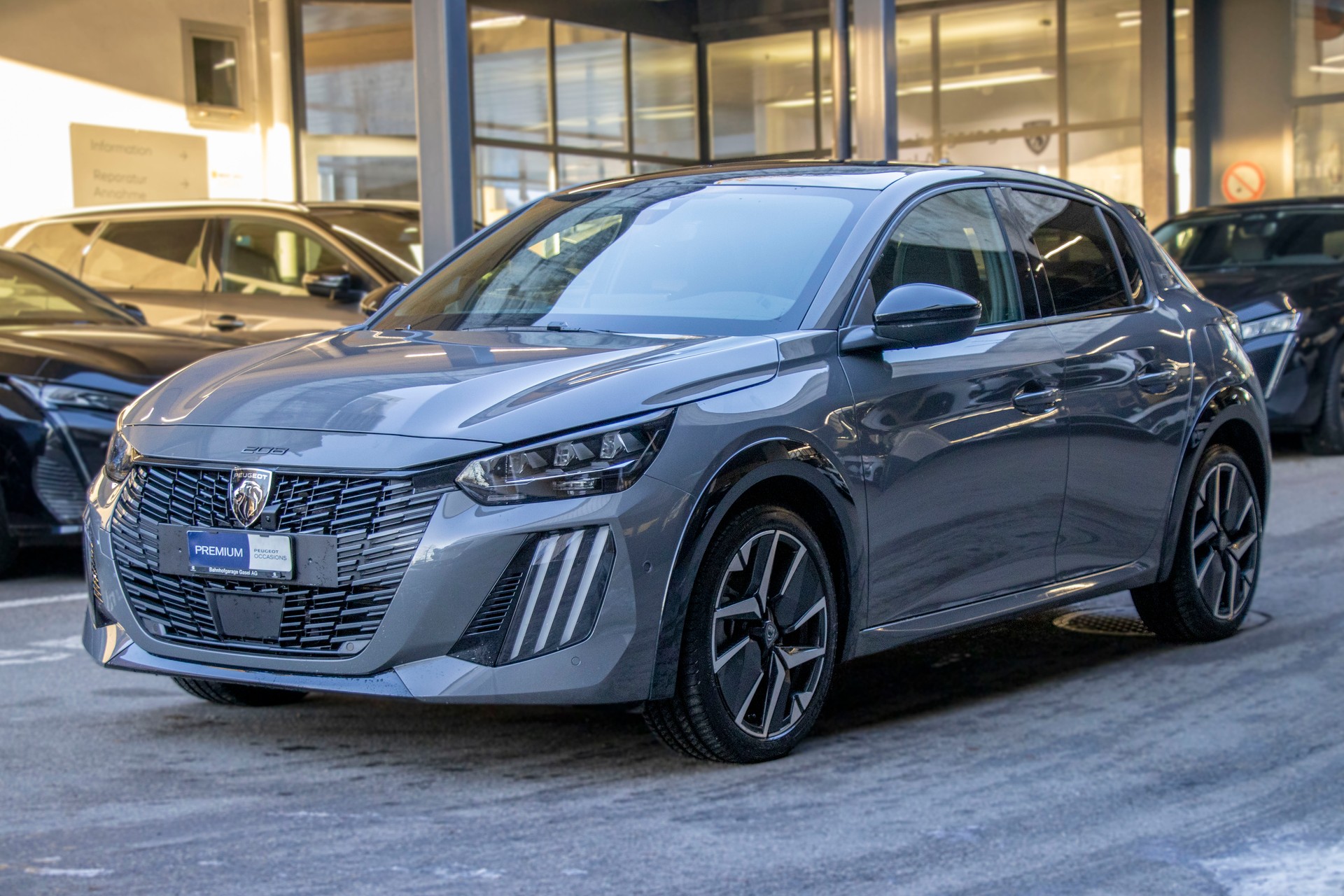 PEUGEOT 208 1.2 MHEV 145 GT-image-0
