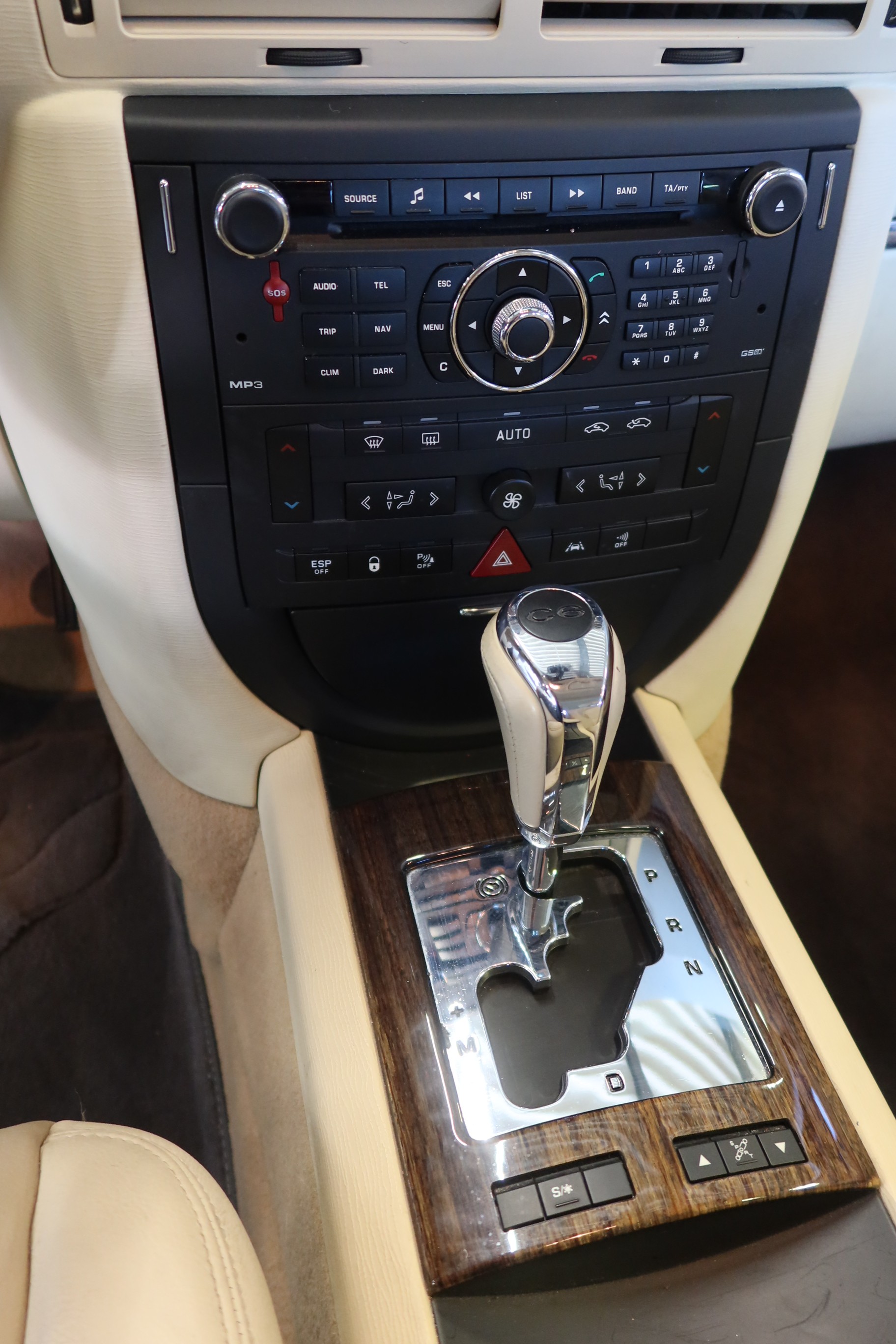 CITROEN C6 2.7 HDi V6 Exclusive-image-10
