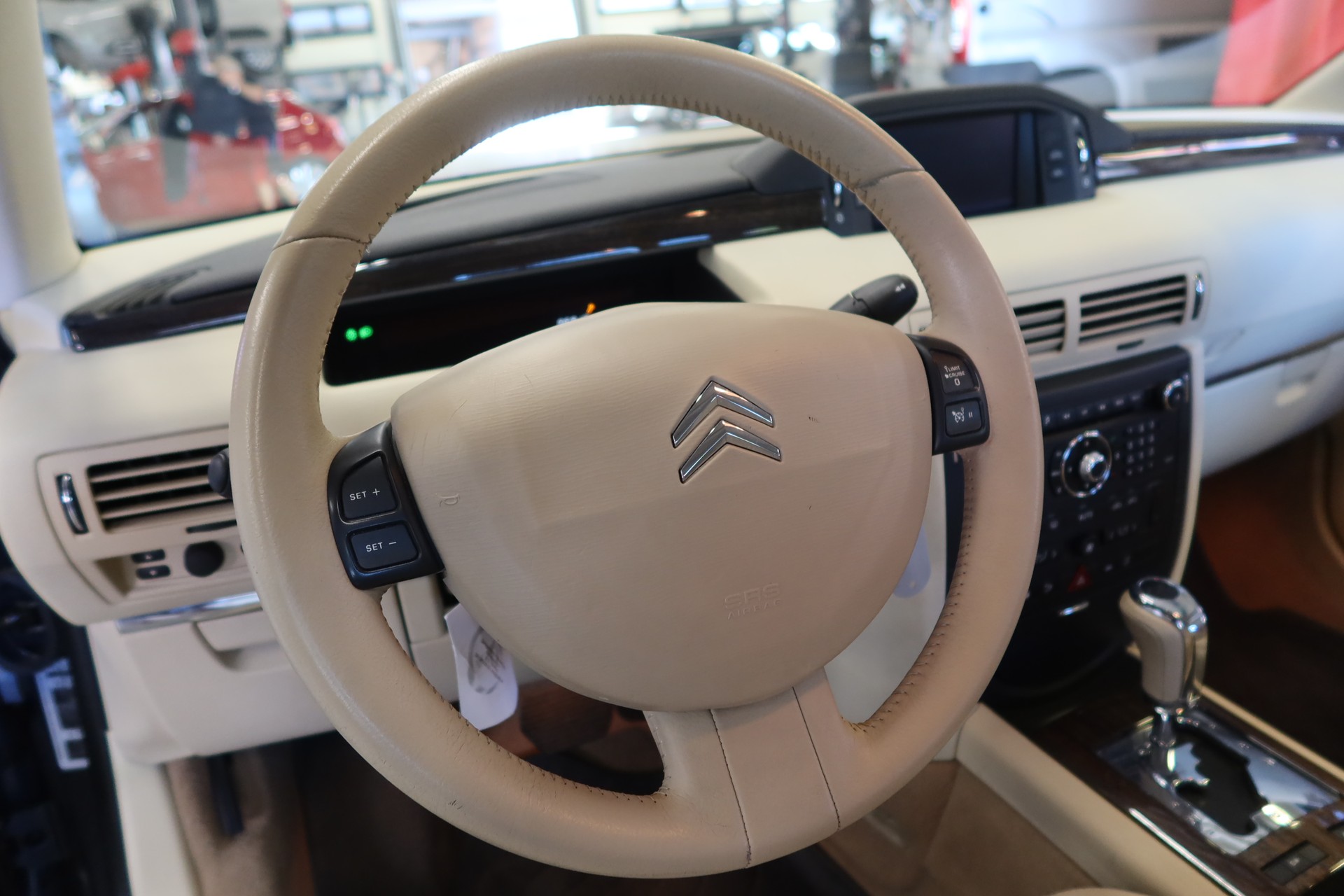 CITROEN C6 2.7 HDi V6 Exclusive-image-7