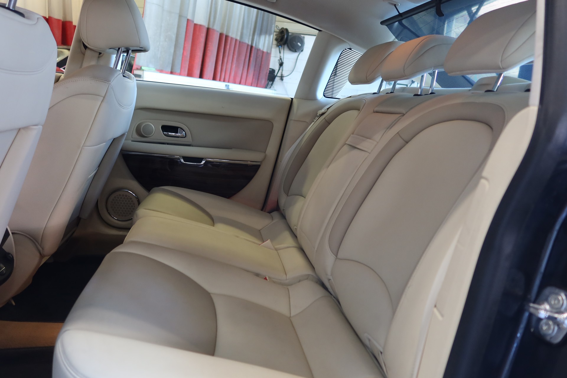 CITROEN C6 2.7 HDi V6 Exclusive-image-9