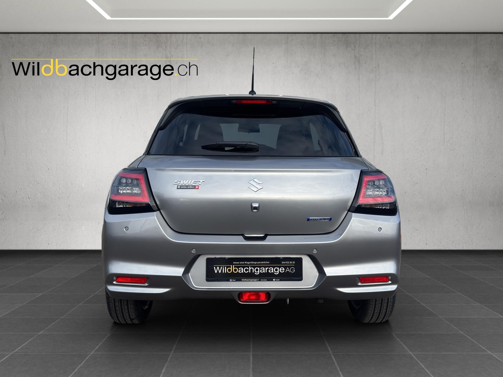 SUZUKI Swift 1.2 Sakura Top Hybrid-showroom-element-3