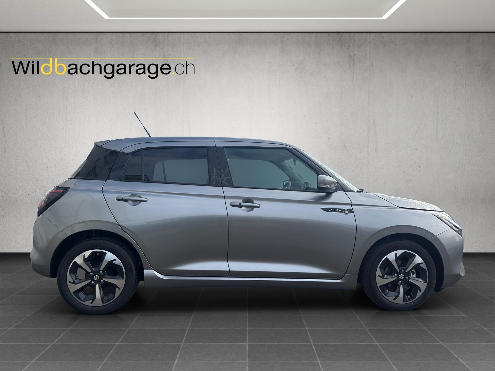 SUZUKI Swift 1.2 Sakura Top Hybrid-image-5